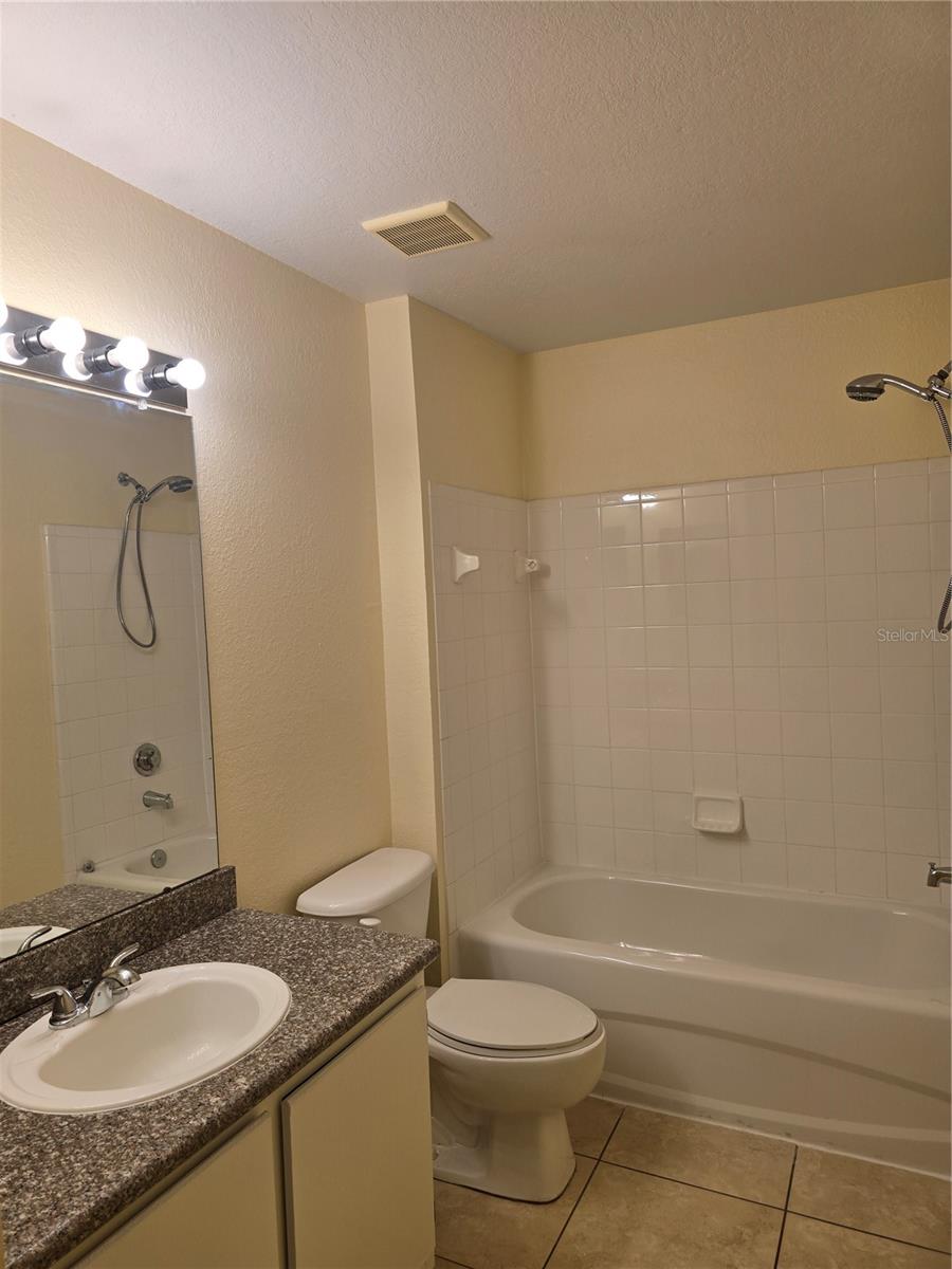 Image 45 of 56 For 7428 Vista Way 201