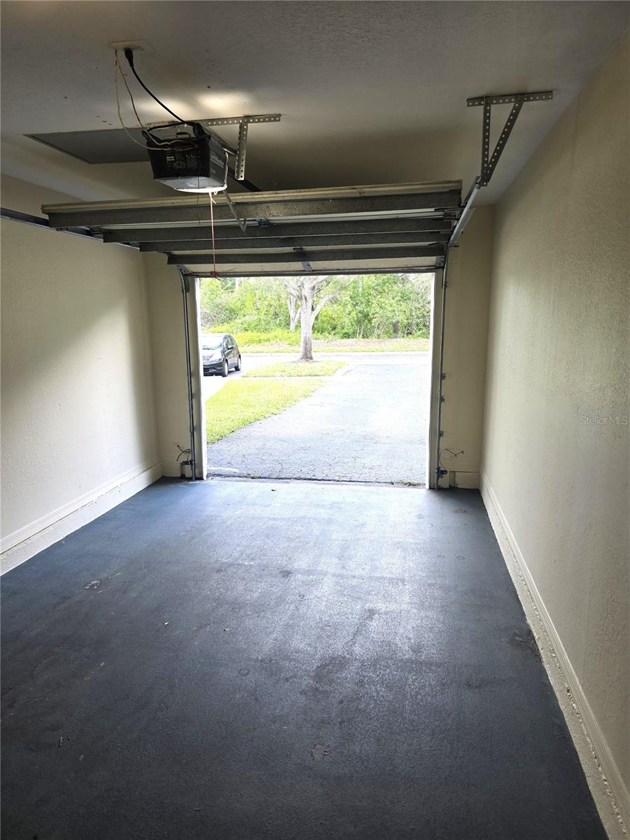 Image 8 of 56 For 7428 Vista Way 201