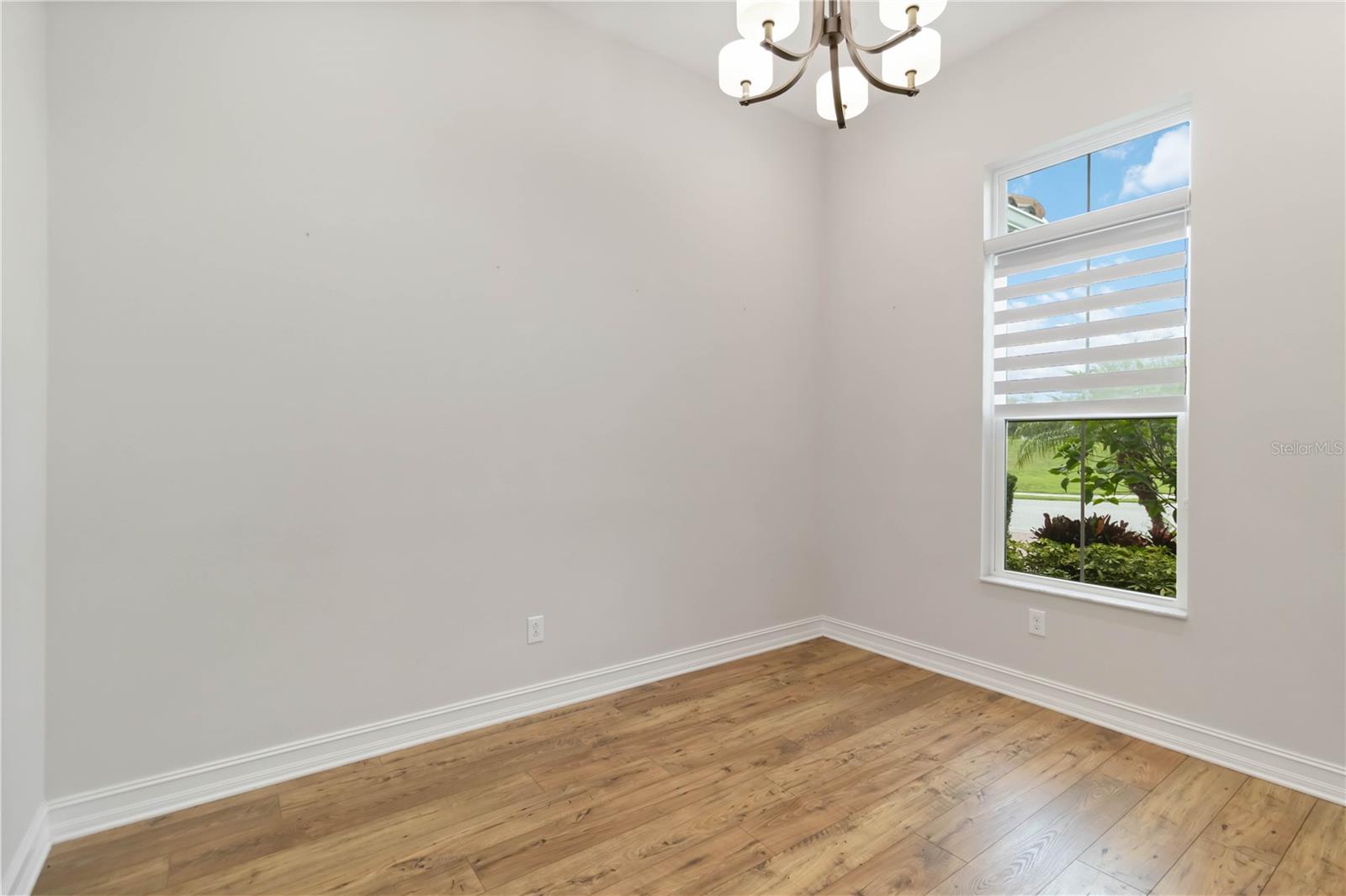 Image 31 of 32 For 12132 Gannett Place