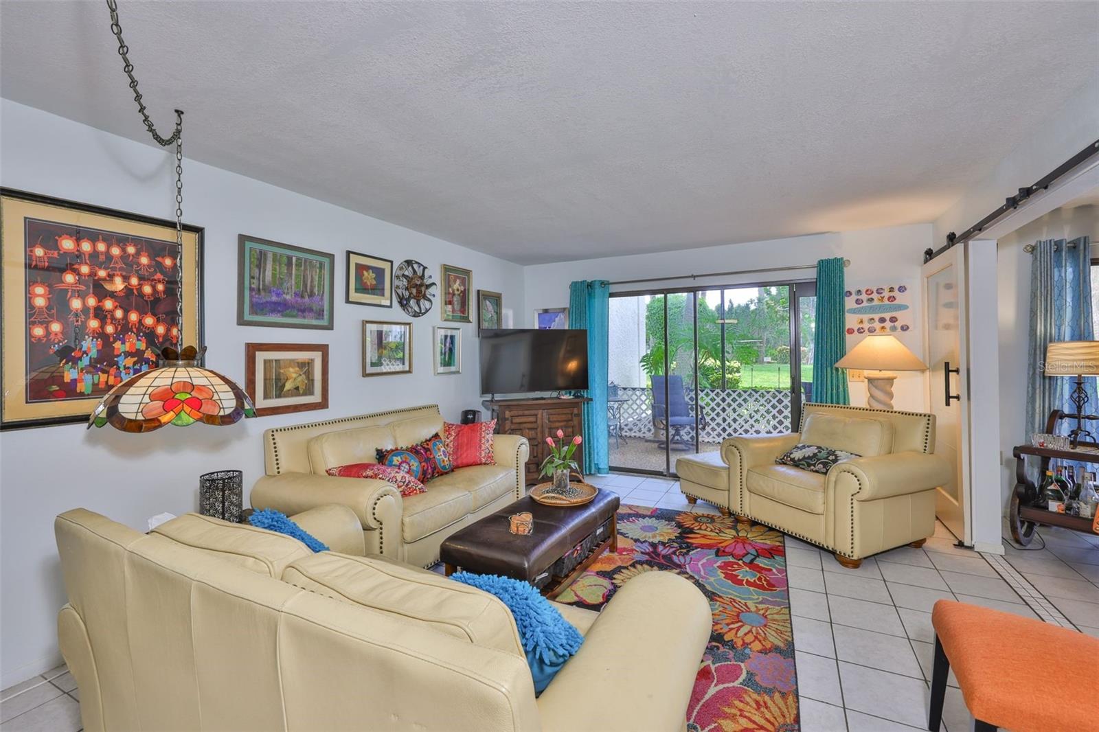 Image 11 of 35 For 505 Lakeside Drive 505