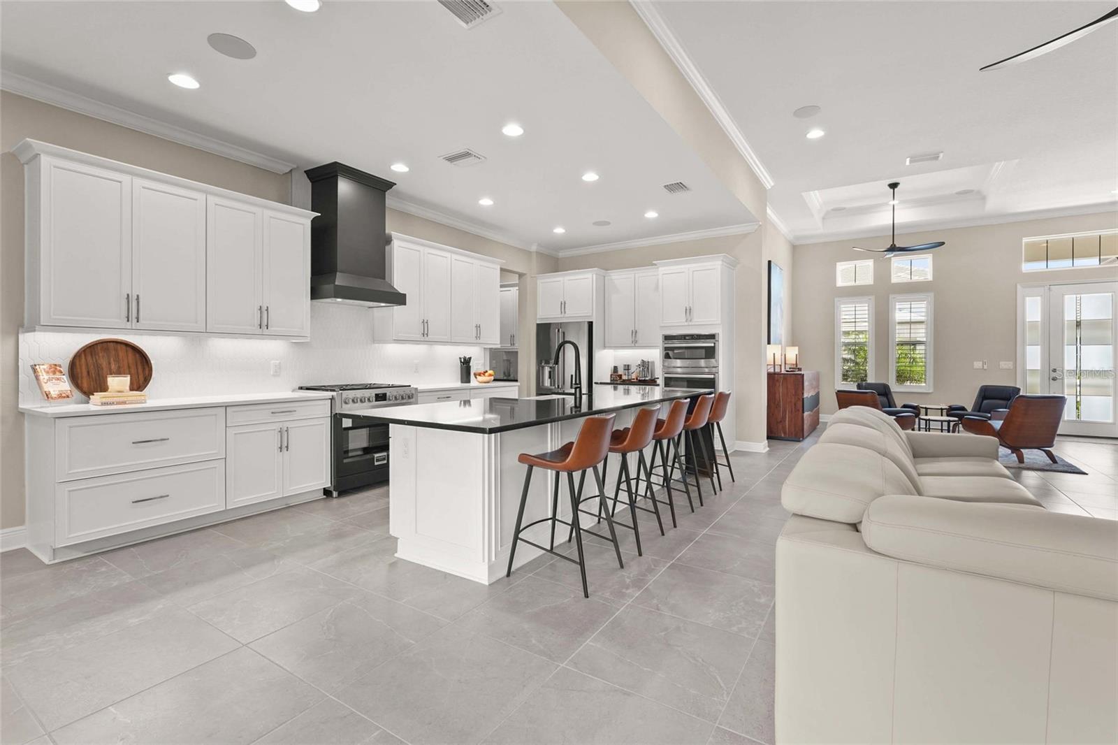 Image 23 of 91 For 6173 Lungo Lago Drive