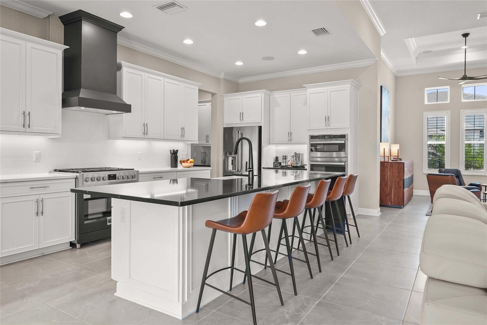 Image 24 of 91 For 6173 Lungo Lago Drive