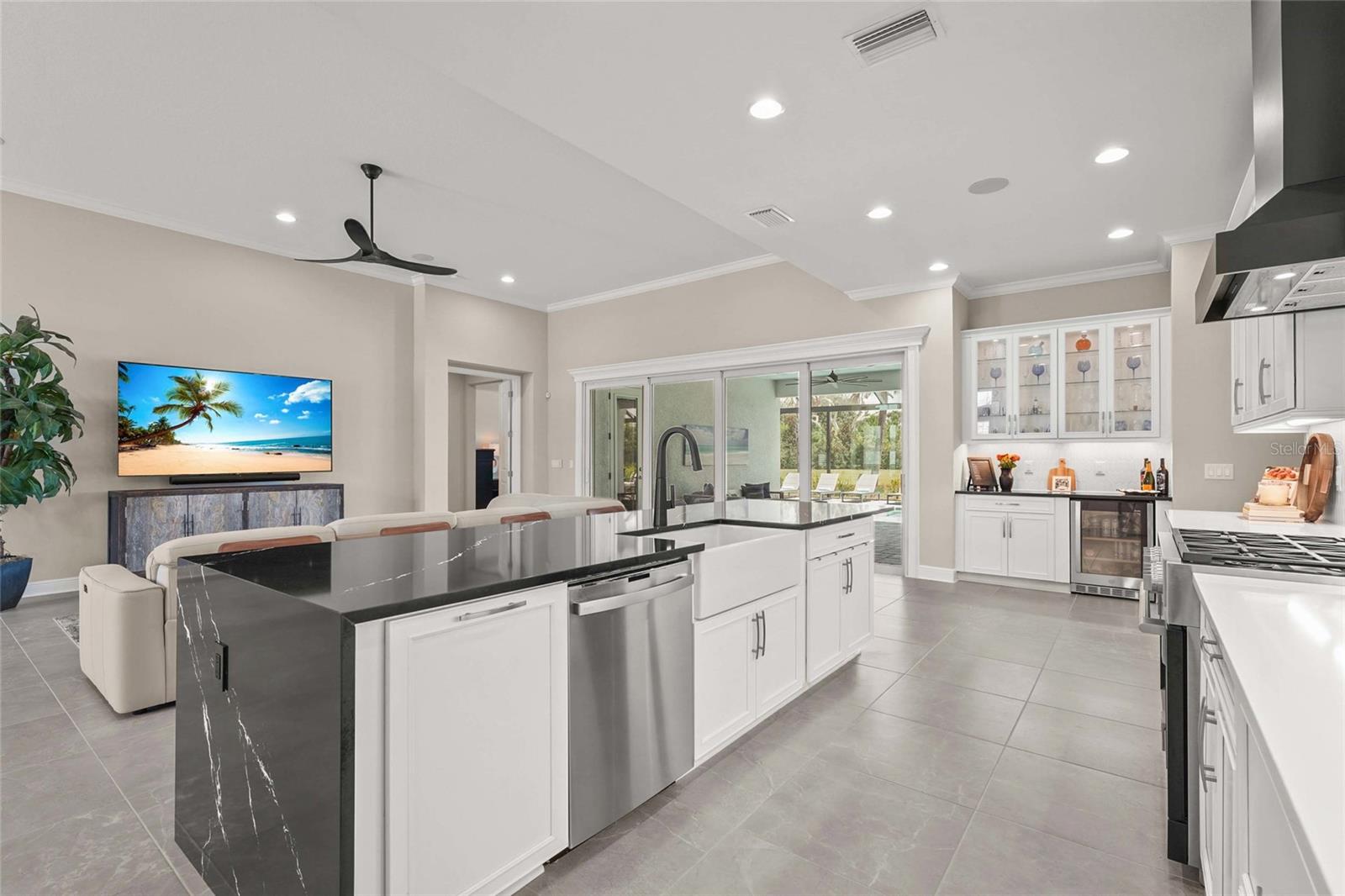 Image 25 of 91 For 6173 Lungo Lago Drive