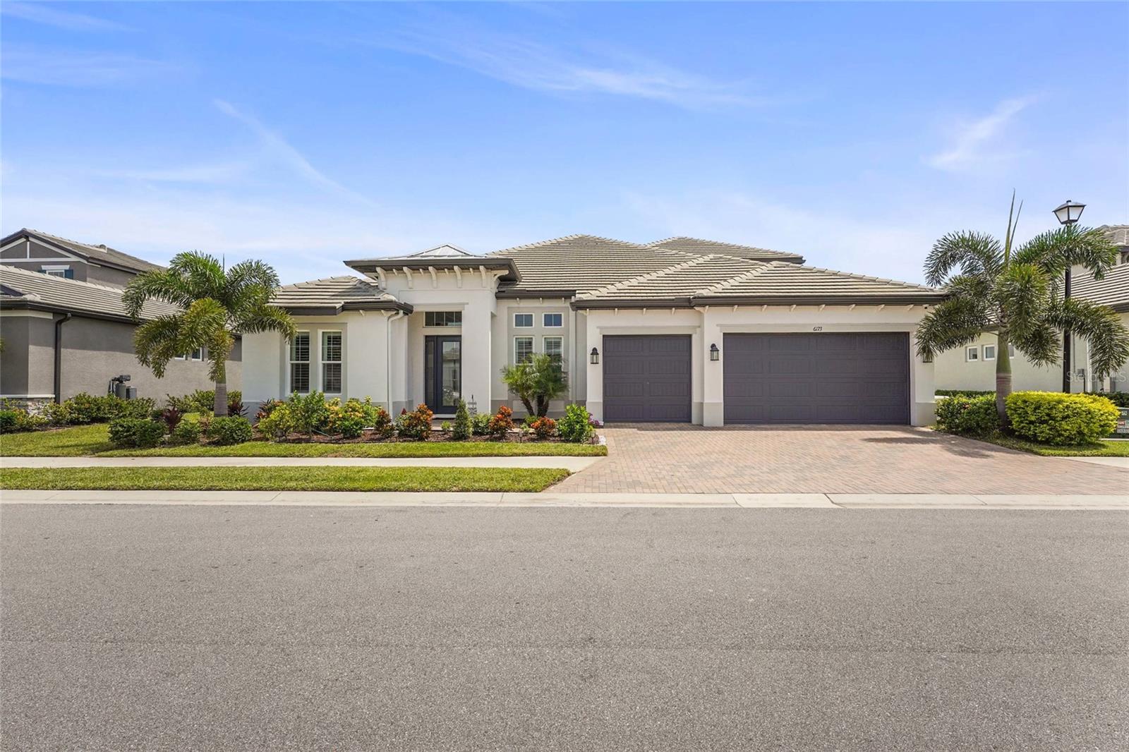 Image 4 of 91 For 6173 Lungo Lago Drive