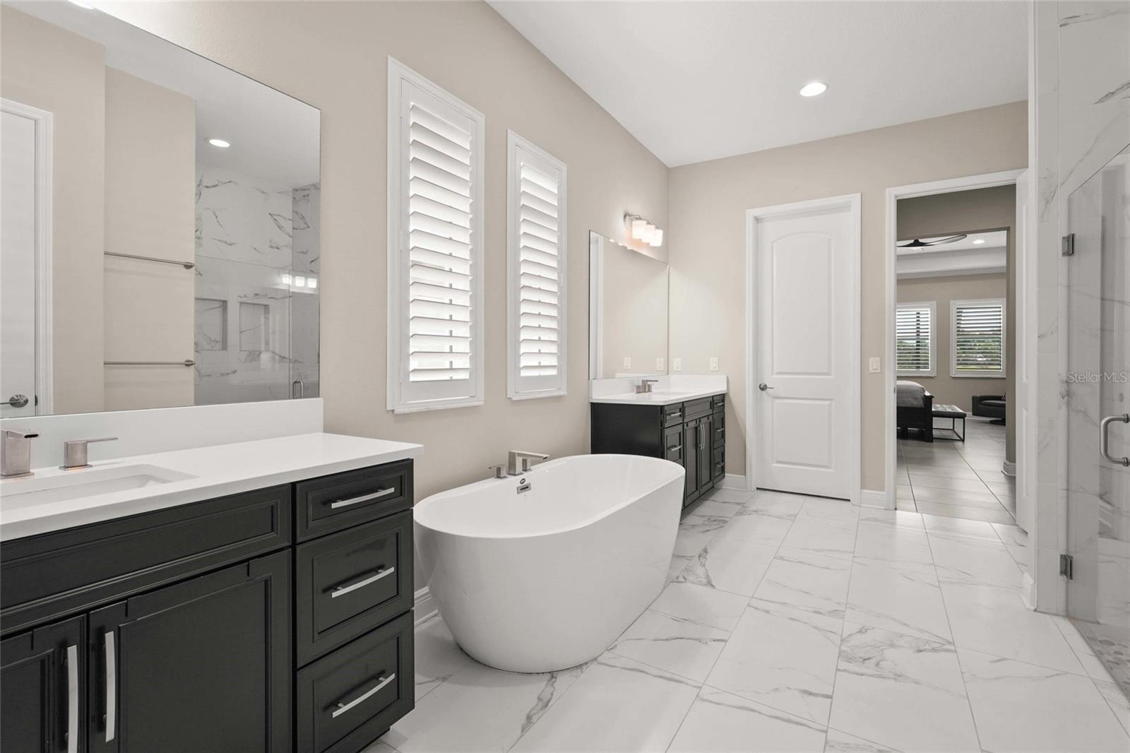 Image 40 of 91 For 6173 Lungo Lago Drive