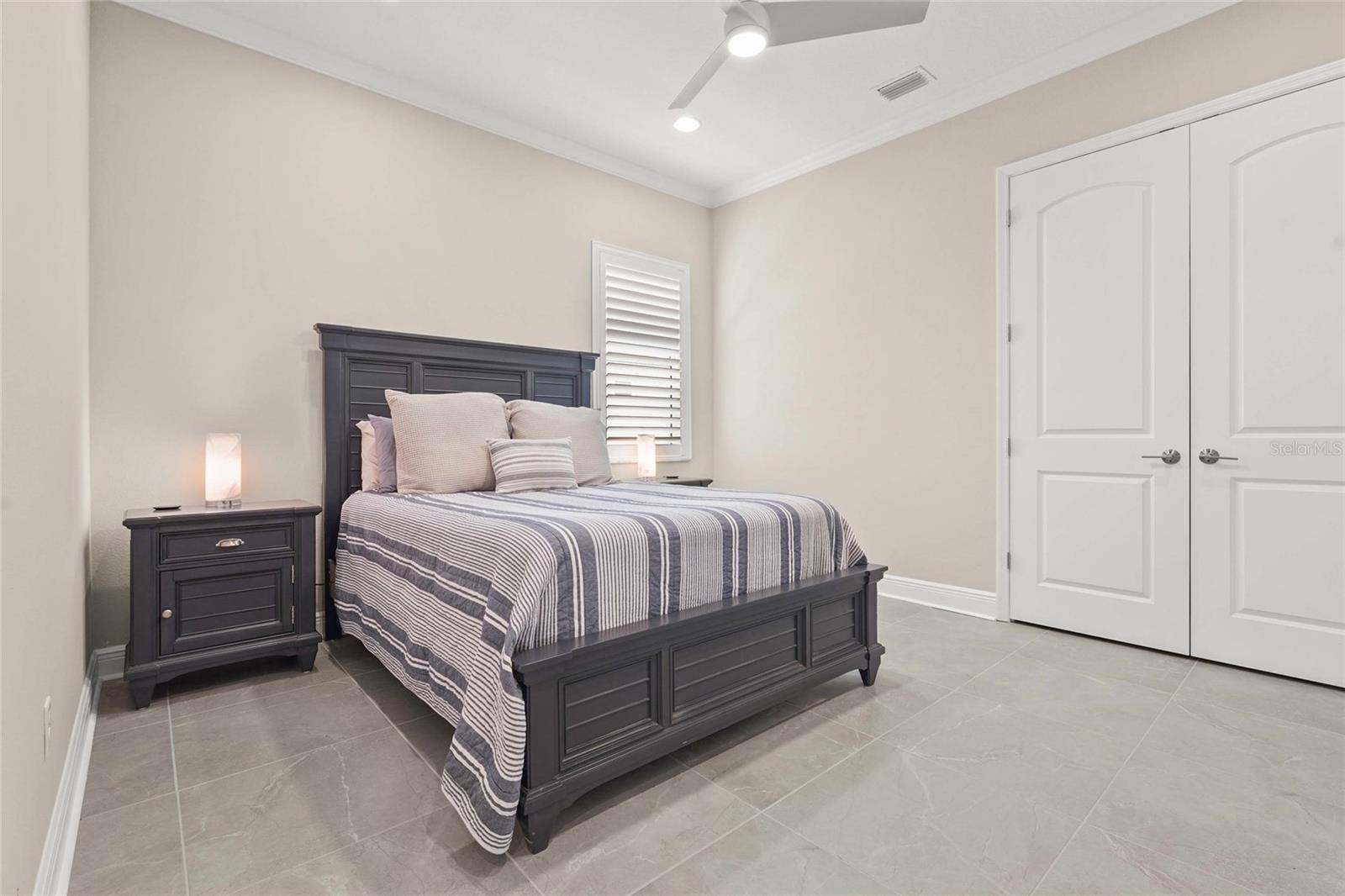 Image 43 of 91 For 6173 Lungo Lago Drive