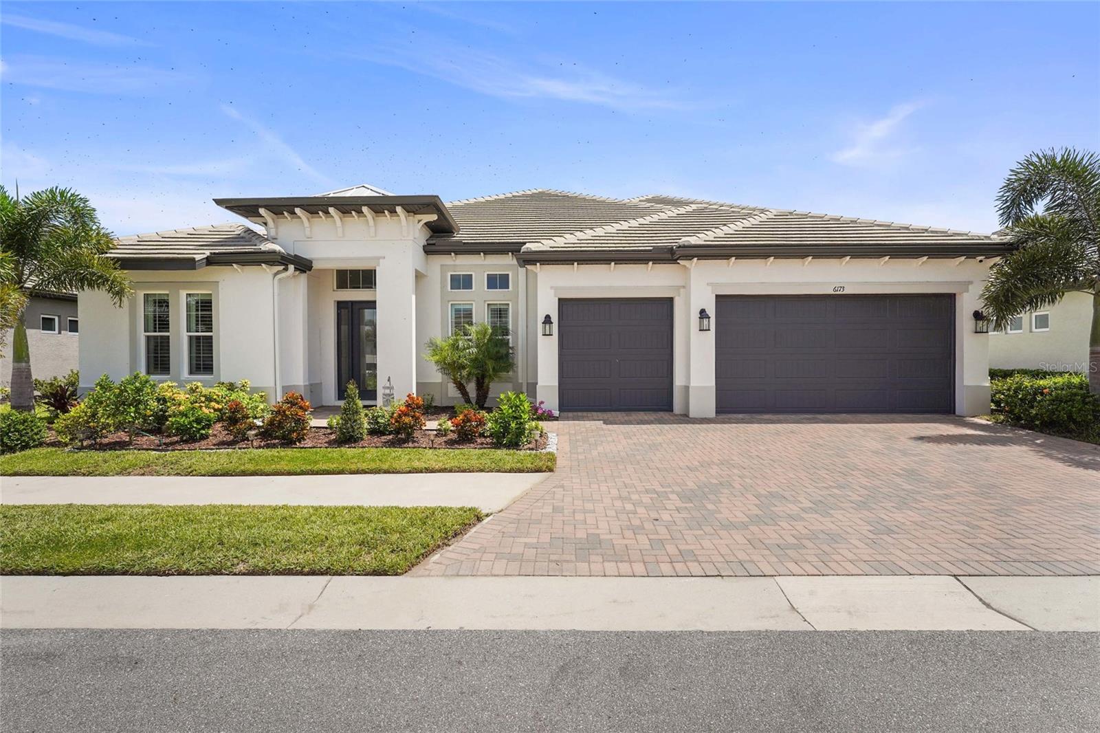 Image 5 of 91 For 6173 Lungo Lago Drive