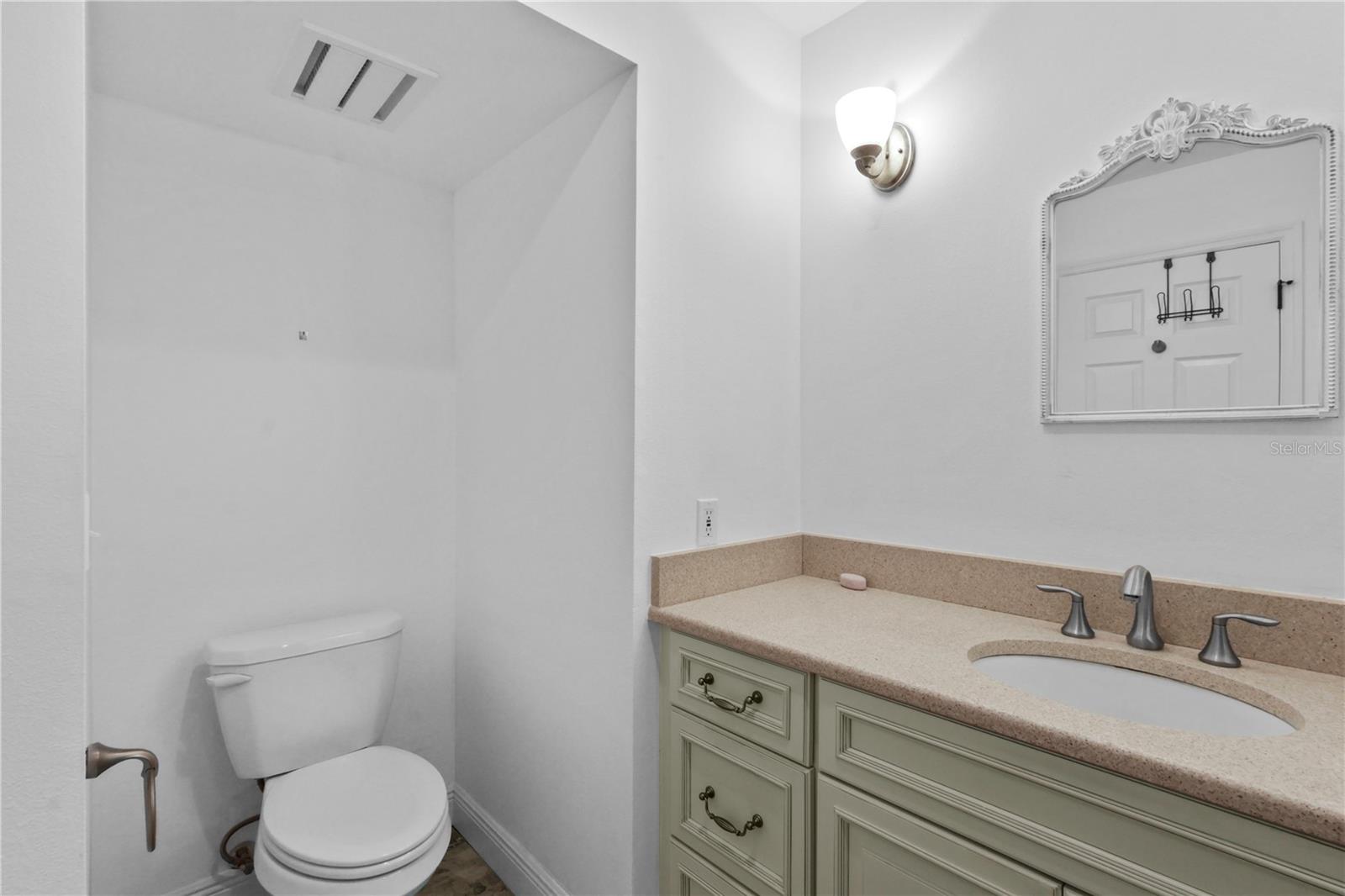 Image 21 of 37 For 5289 Tivoli Avenue