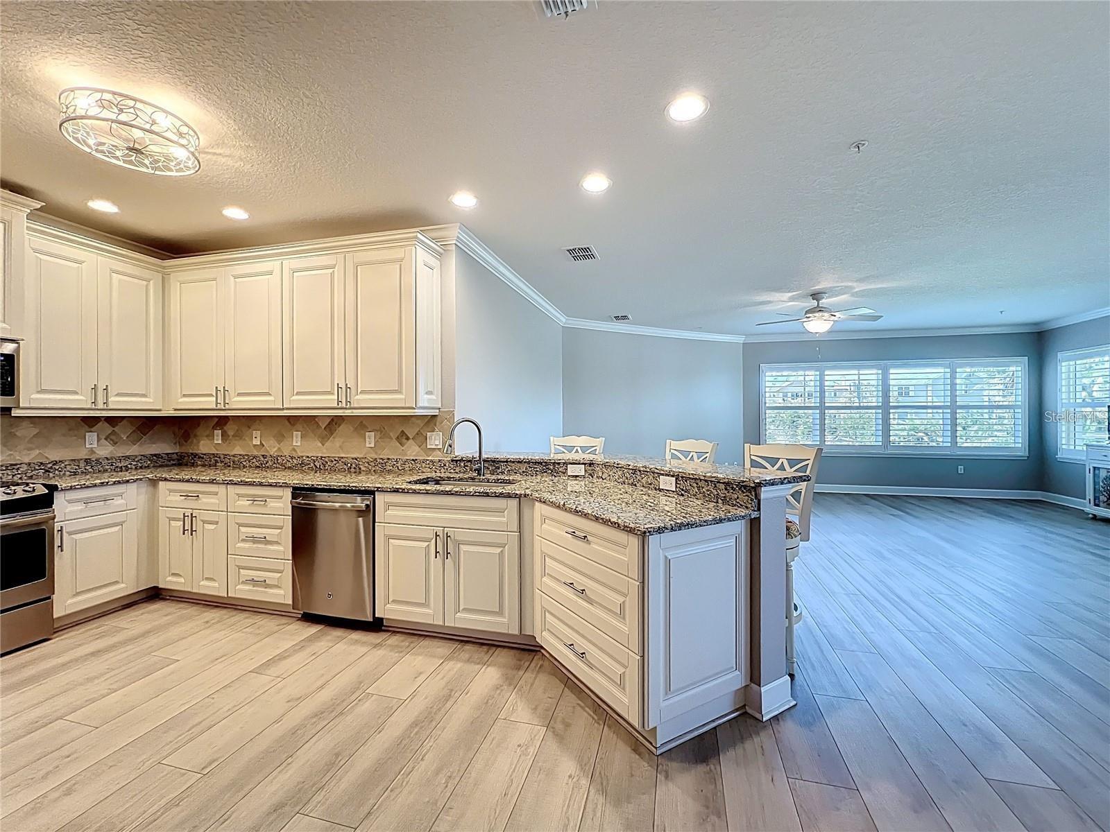 Image 12 of 65 For 7810 34th Avenue W 103