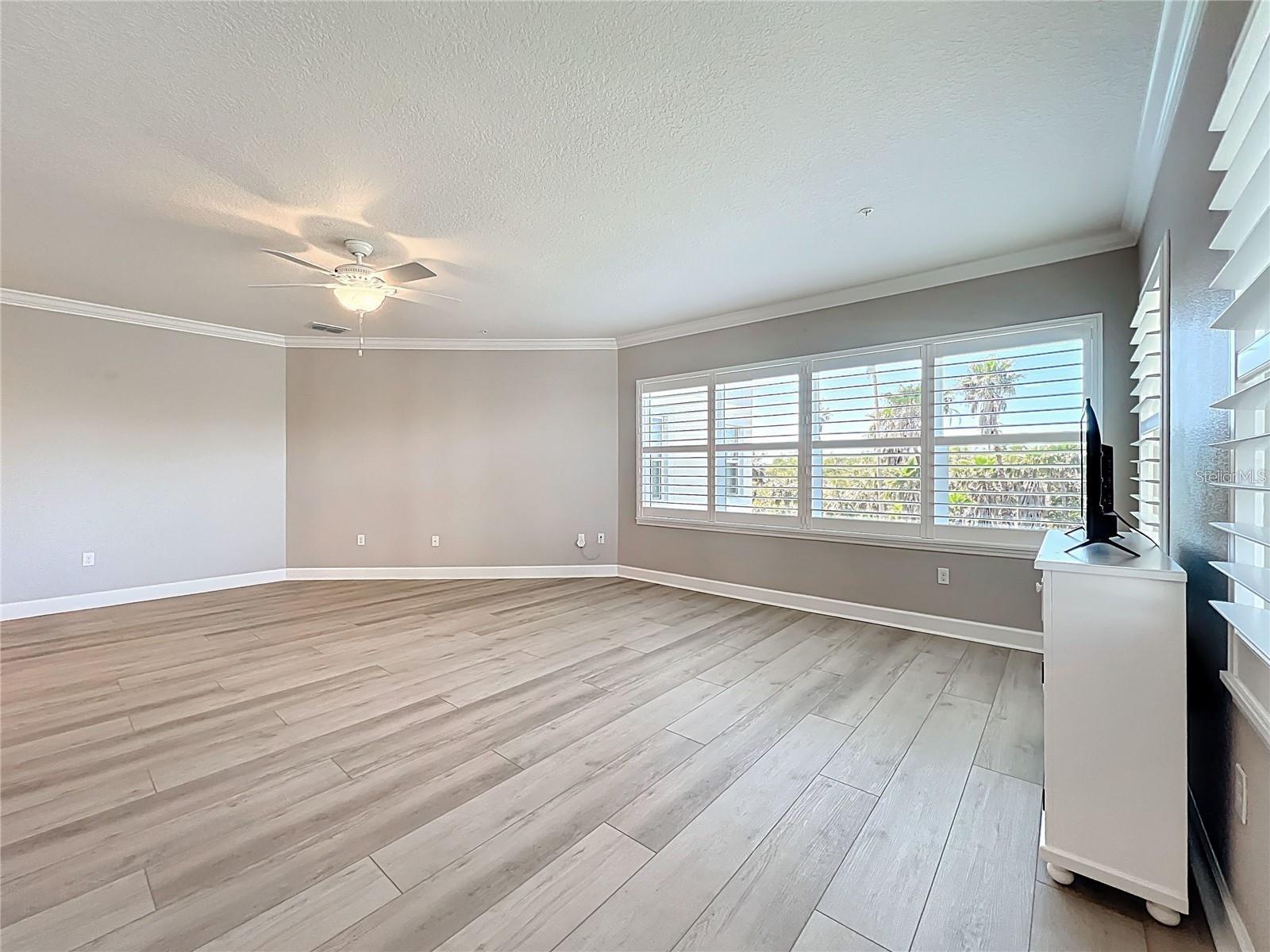 Image 21 of 65 For 7810 34th Avenue W 103