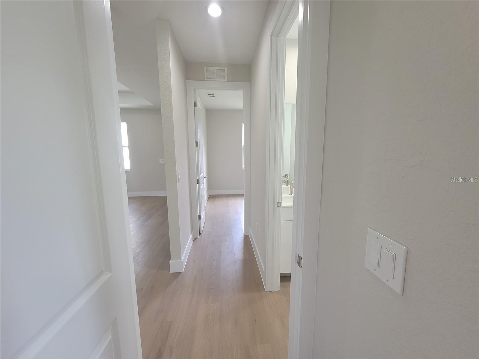 Image 26 of 38 For 2294 Trimble Avenue