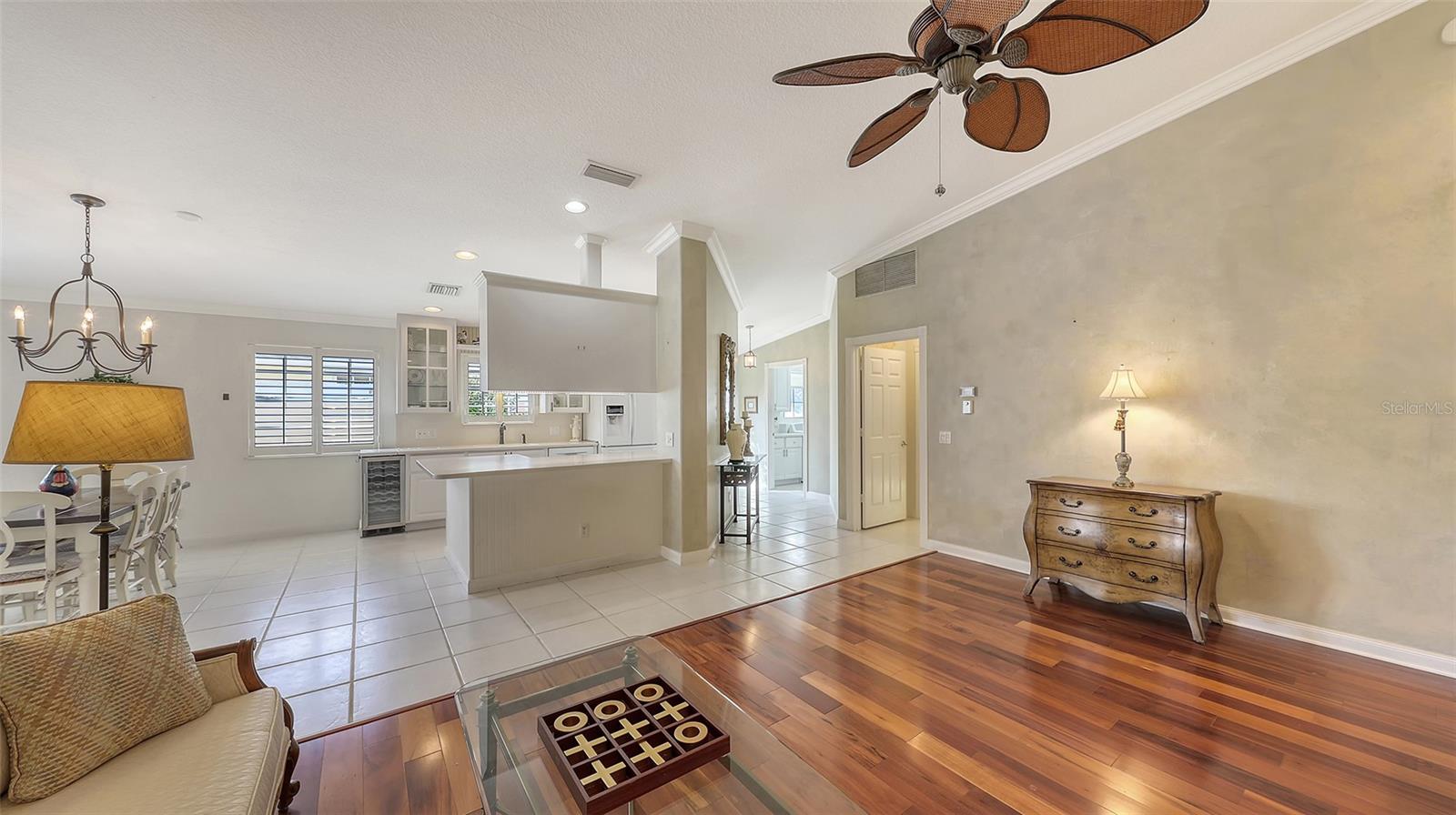 Image 5 of 61 For 7575 Quinto Drive