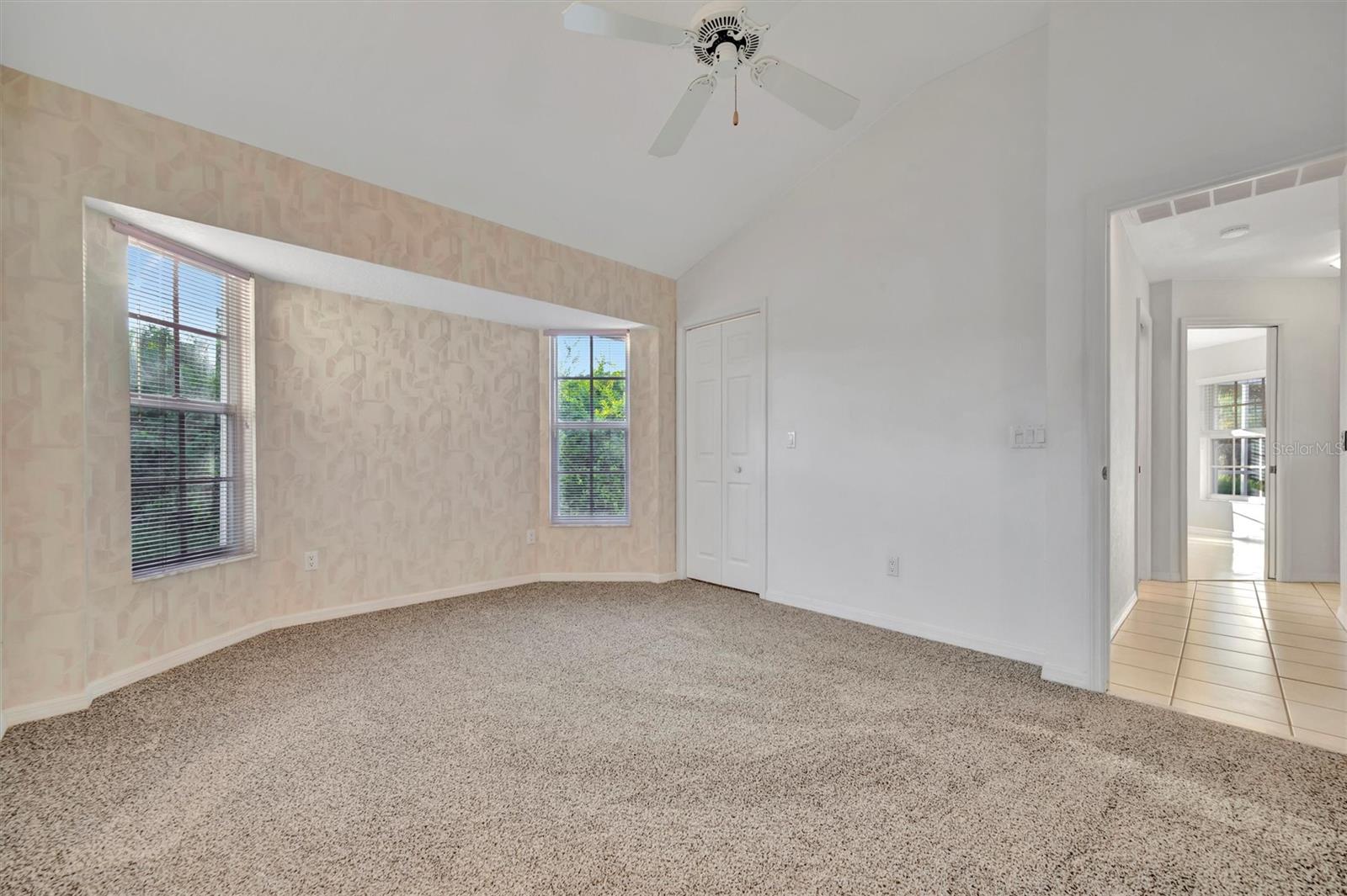 Image 27 of 65 For 12060 Eisenhower Drive