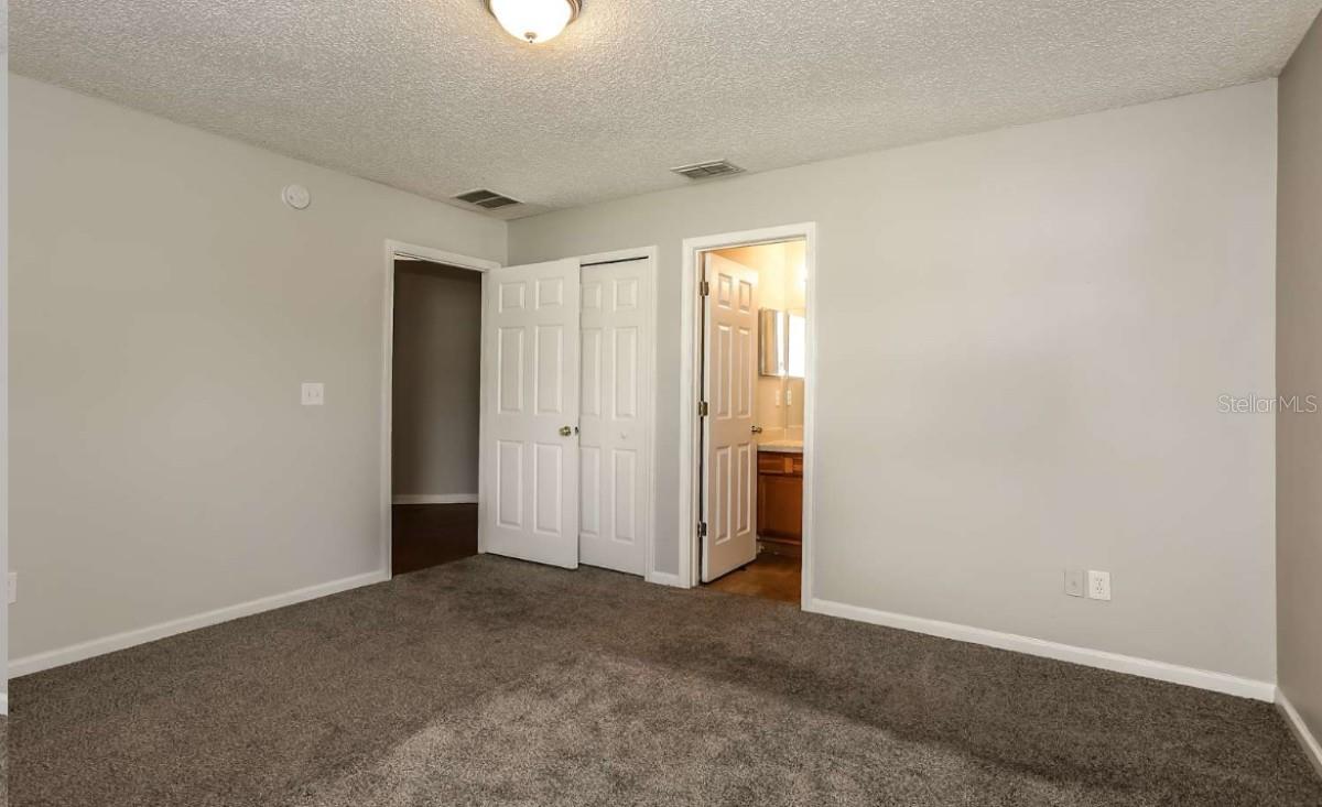 Image 7 of 13 For 1031 Biltmore Place