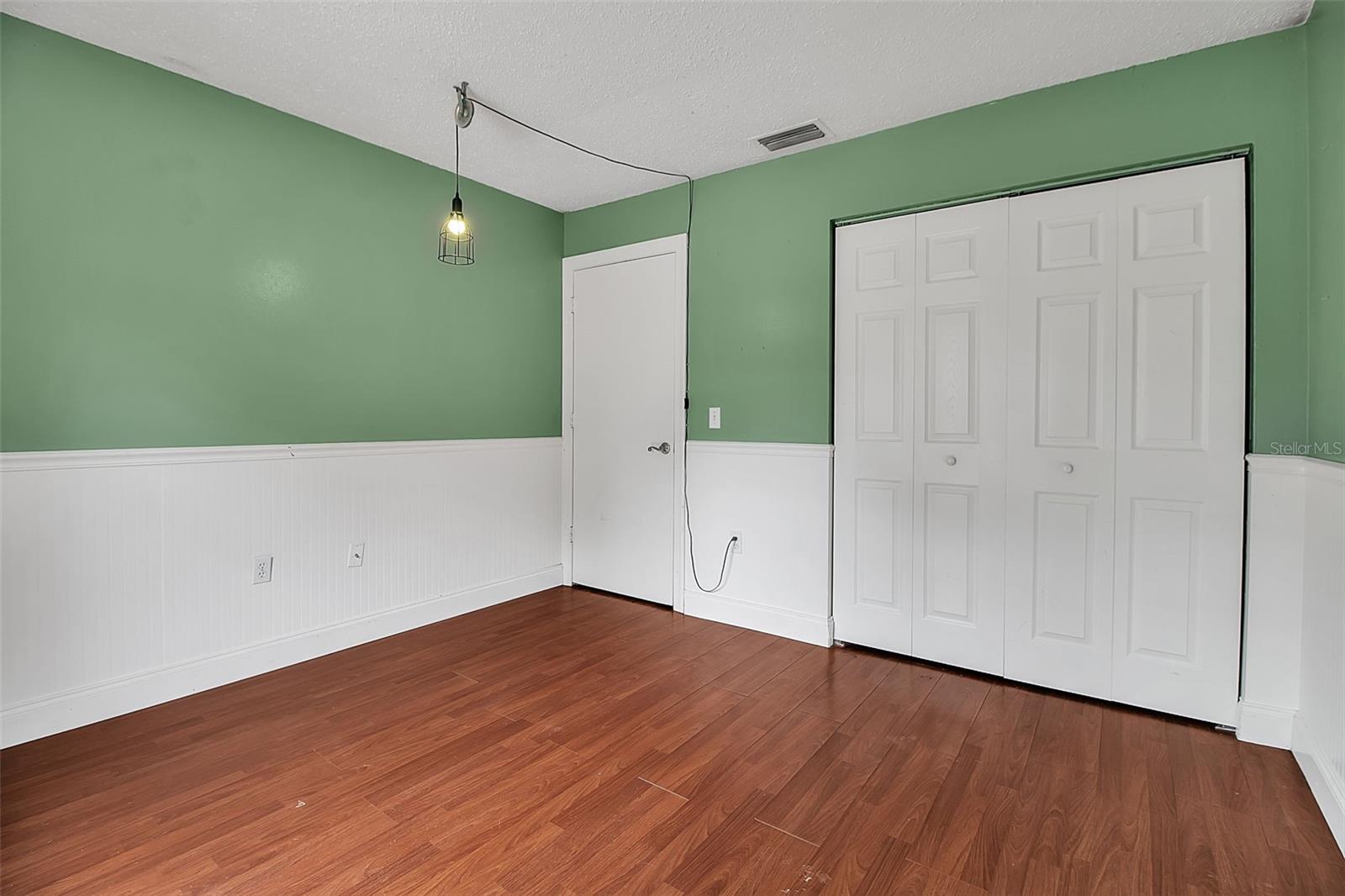 Image 23 of 37 For 4625 Summerwind Drive 13