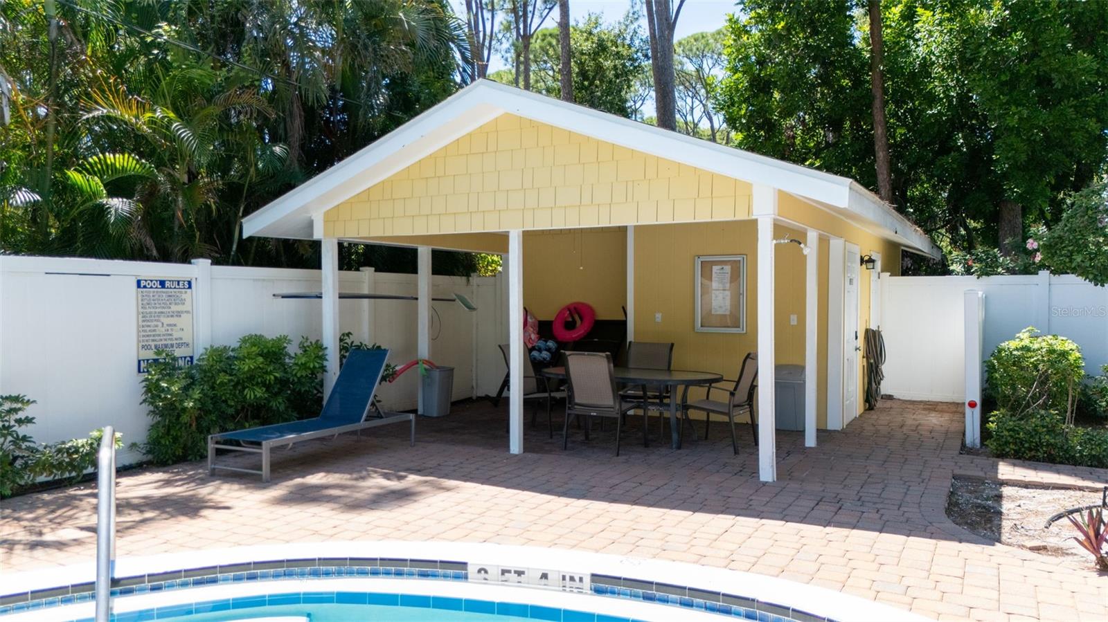 Image 31 of 37 For 4625 Summerwind Drive 13