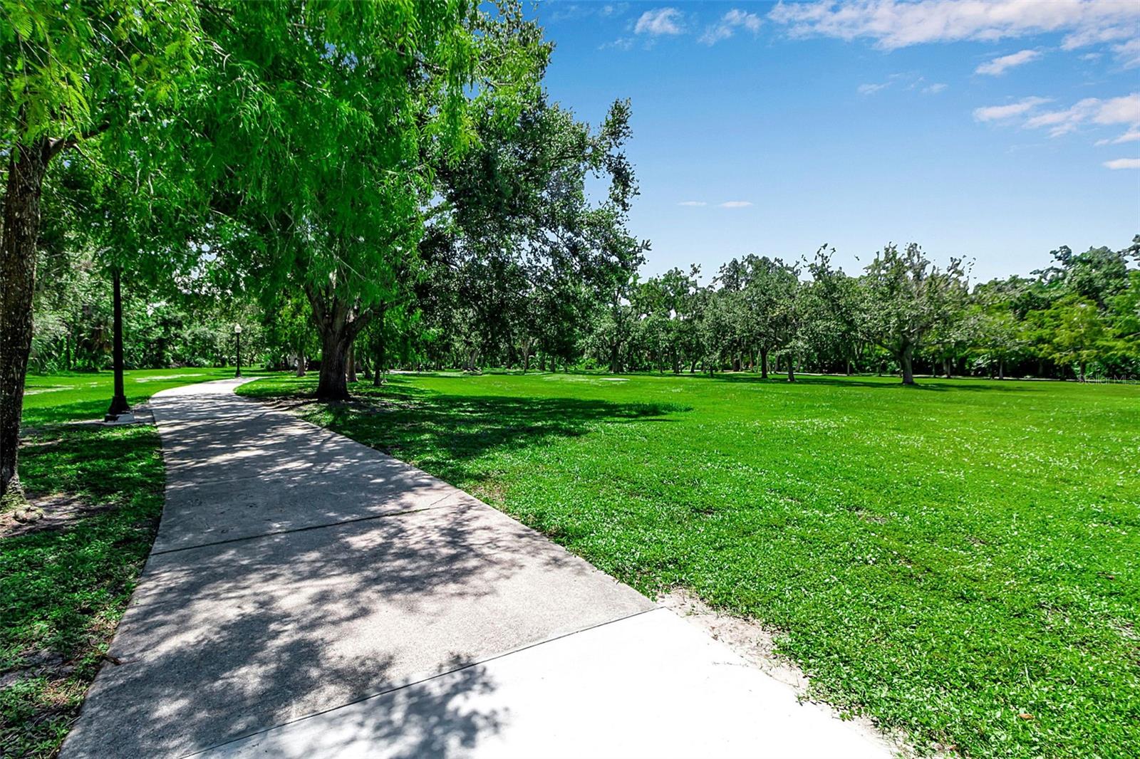 Image 33 of 37 For 4625 Summerwind Drive 13