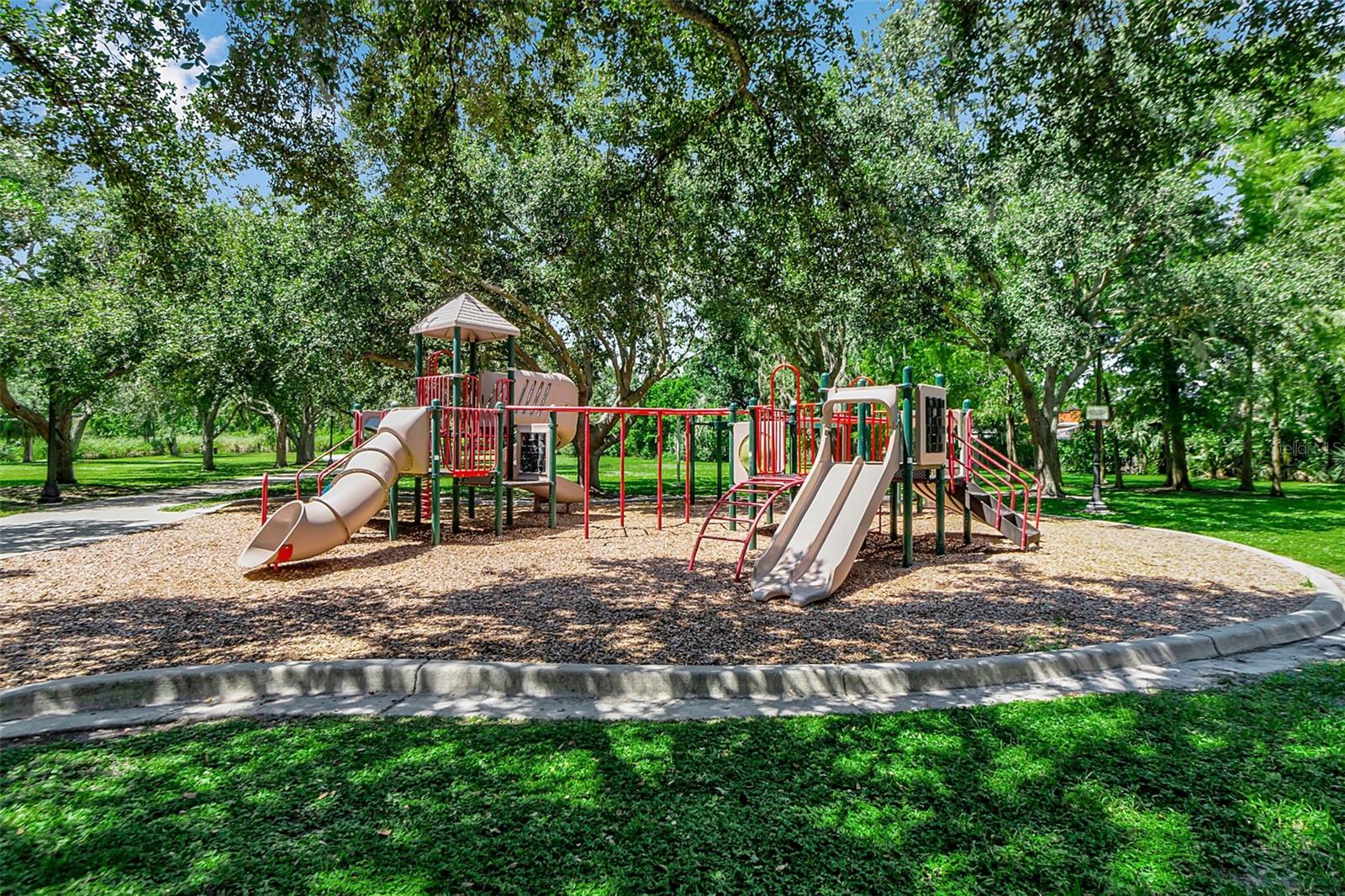 Image 35 of 37 For 4625 Summerwind Drive 13
