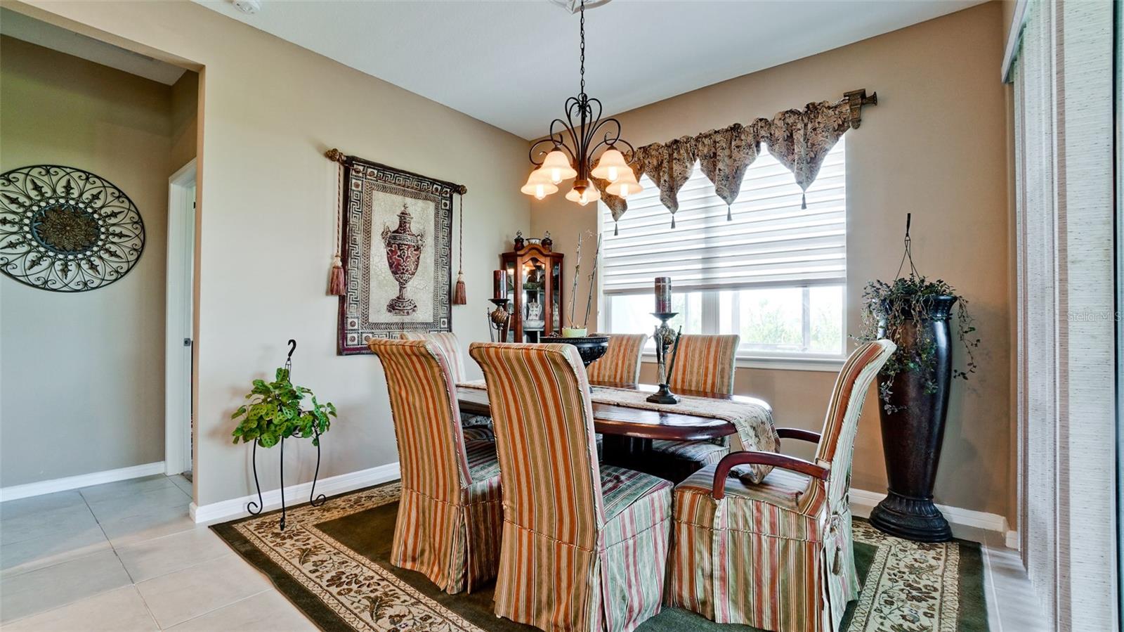 Image 11 of 37 For 8760 Ocean Tides Cove