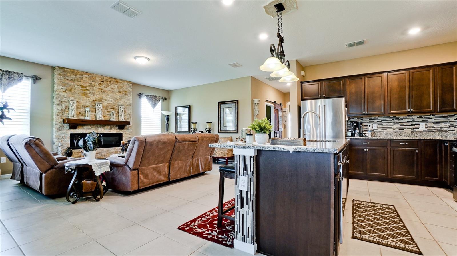 Image 7 of 37 For 8760 Ocean Tides Cove