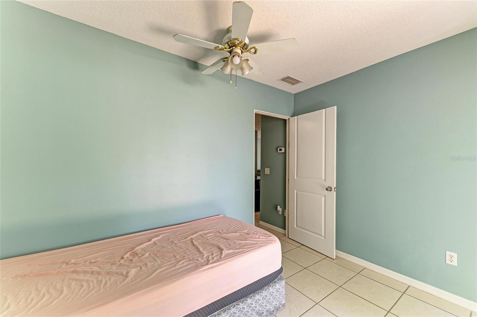 Image 14 of 40 For 5003 20th Street E