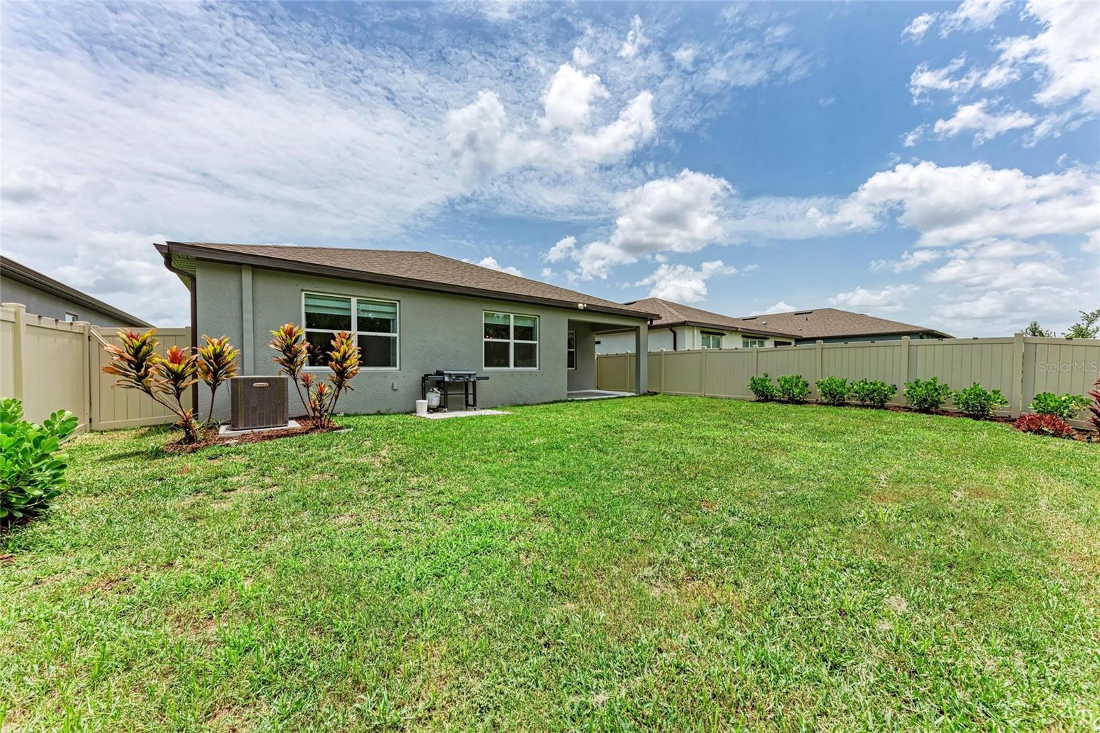Image 30 of 35 For 3129 61st Terrace E