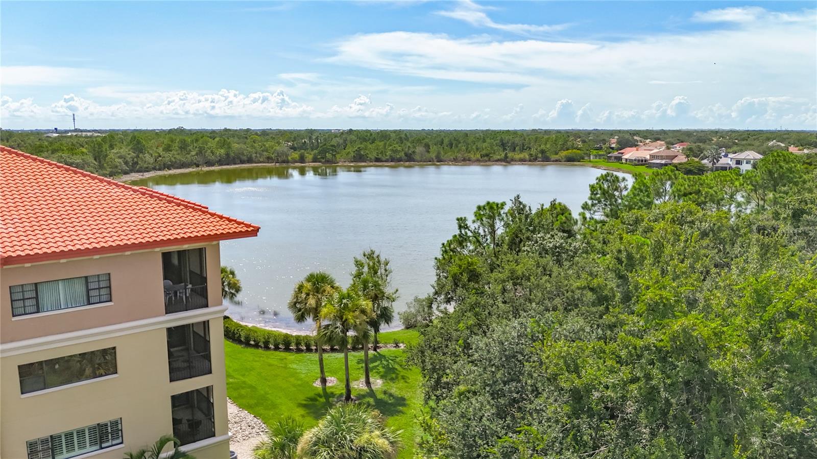 Image 10 of 59 For 7612 Lake Vista Court 208