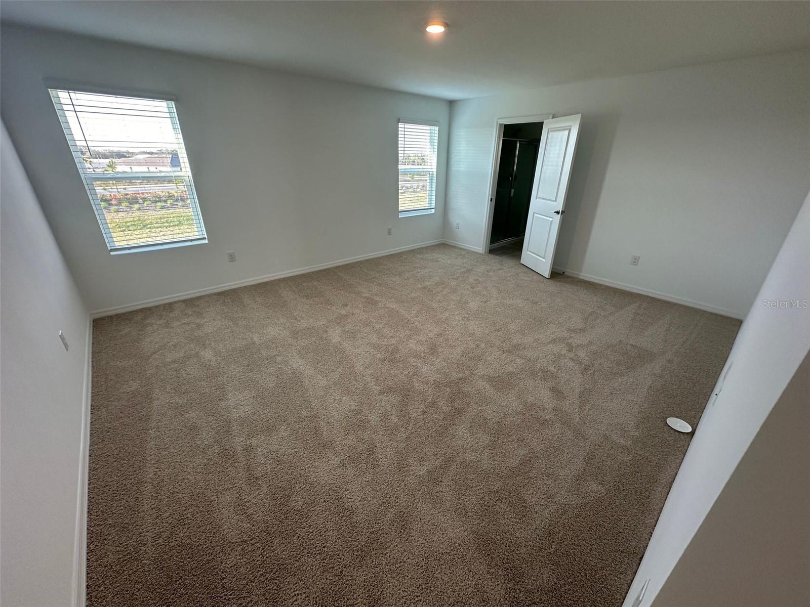 Image 14 of 34 For 11228 Fieldstone Drive