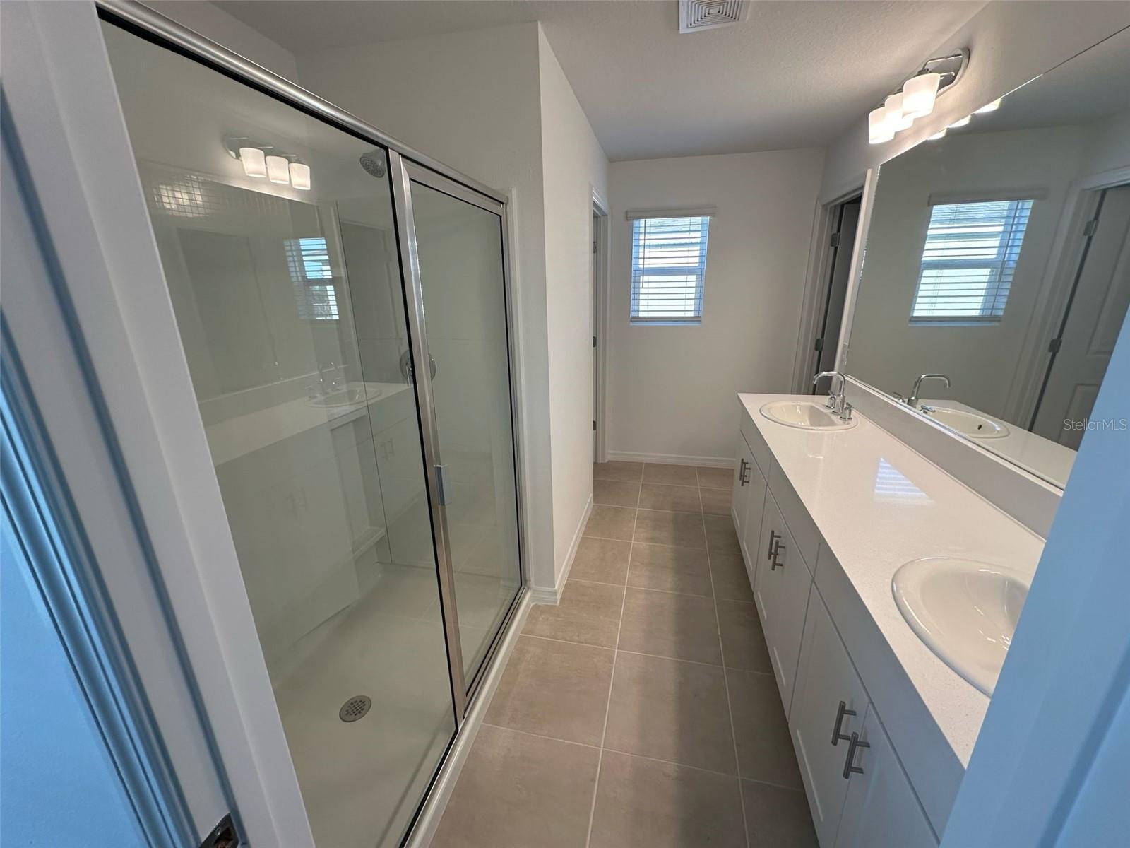 Image 15 of 34 For 11228 Fieldstone Drive