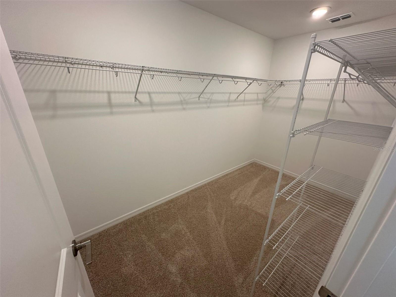 Image 18 of 34 For 11228 Fieldstone Drive