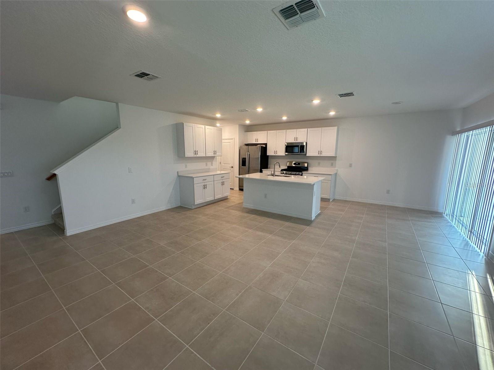 Image 5 of 34 For 11228 Fieldstone Drive