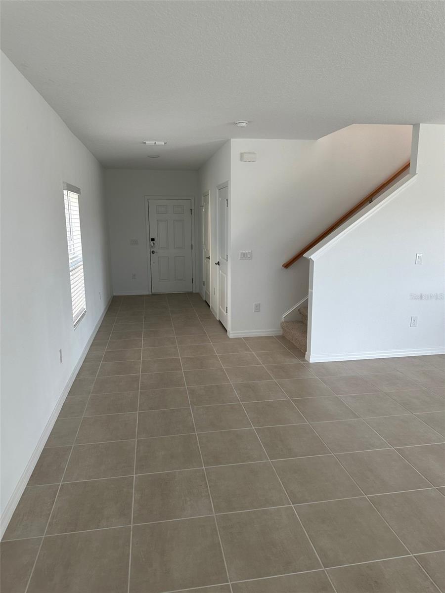 Image 6 of 34 For 11228 Fieldstone Drive