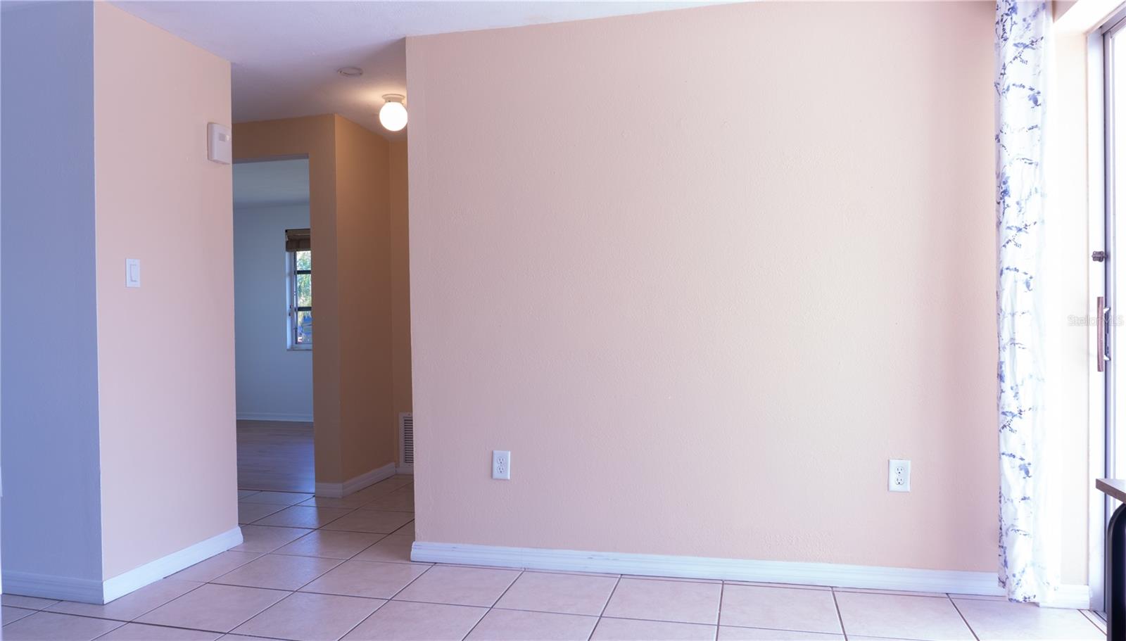 Image 8 of 24 For 531 Azalea Drive Nw