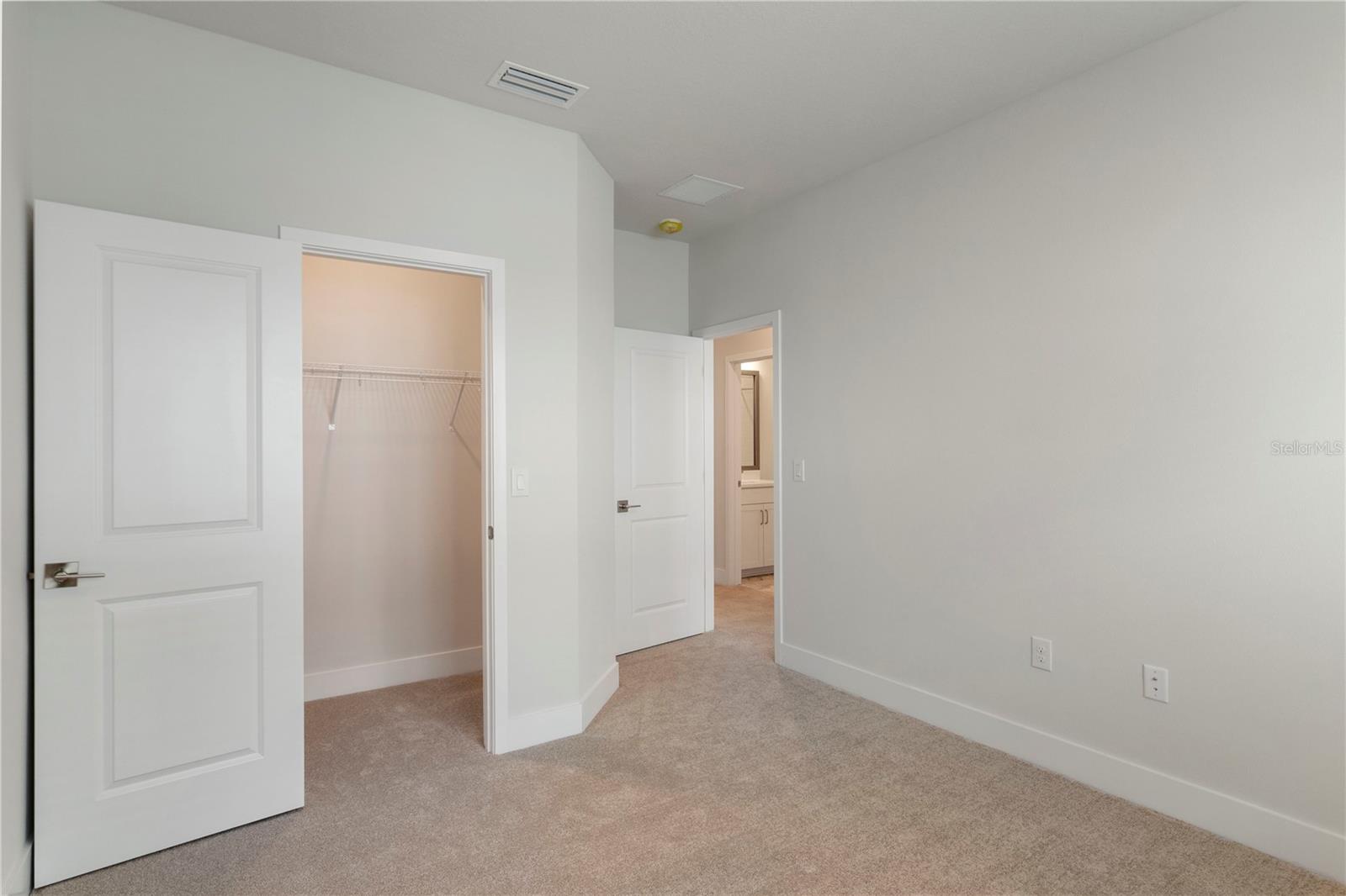 Image 15 of 21 For 1579 Springwell Lane