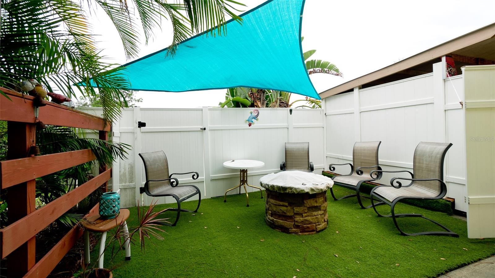 Image 16 of 48 For 836 Magellan Drive