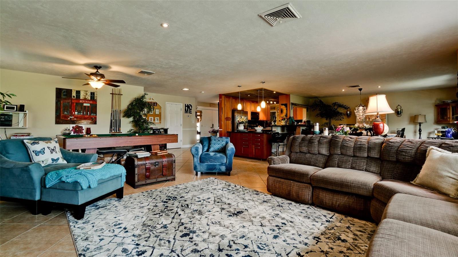 Image 21 of 48 For 836 Magellan Drive