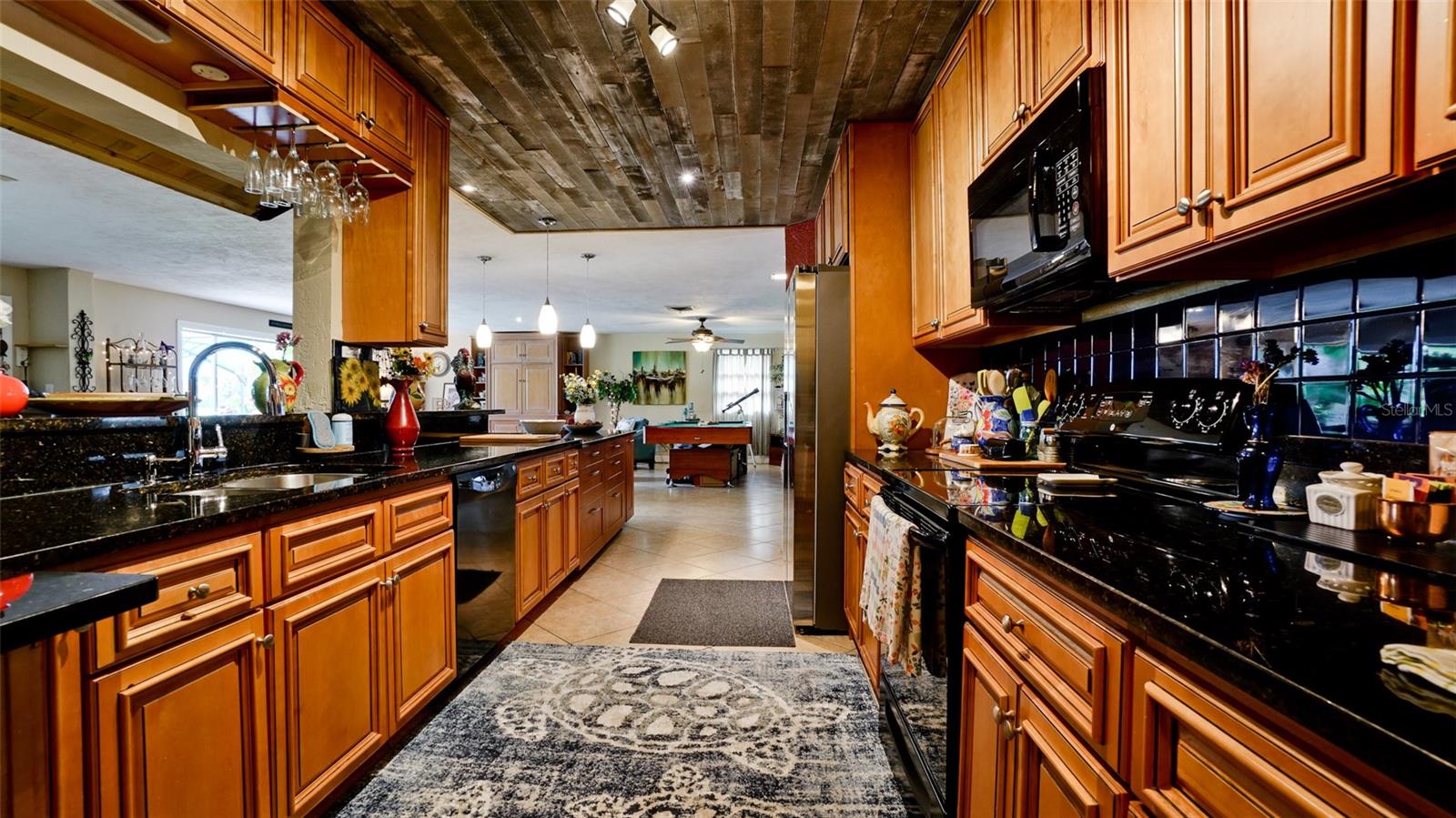 Image 31 of 48 For 836 Magellan Drive