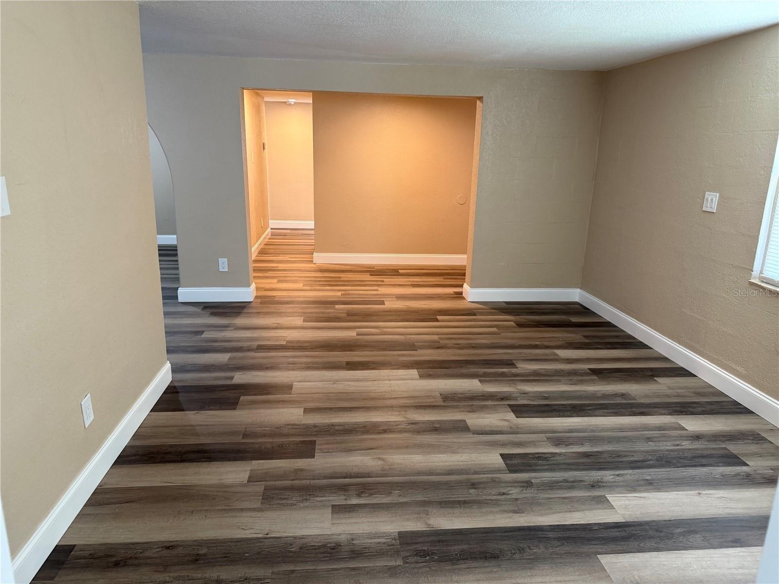 Image 12 of 13 For 1007 8th Street W