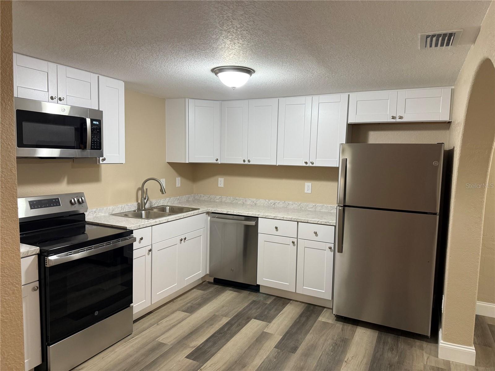 Image 13 of 13 For 1007 8th Street W