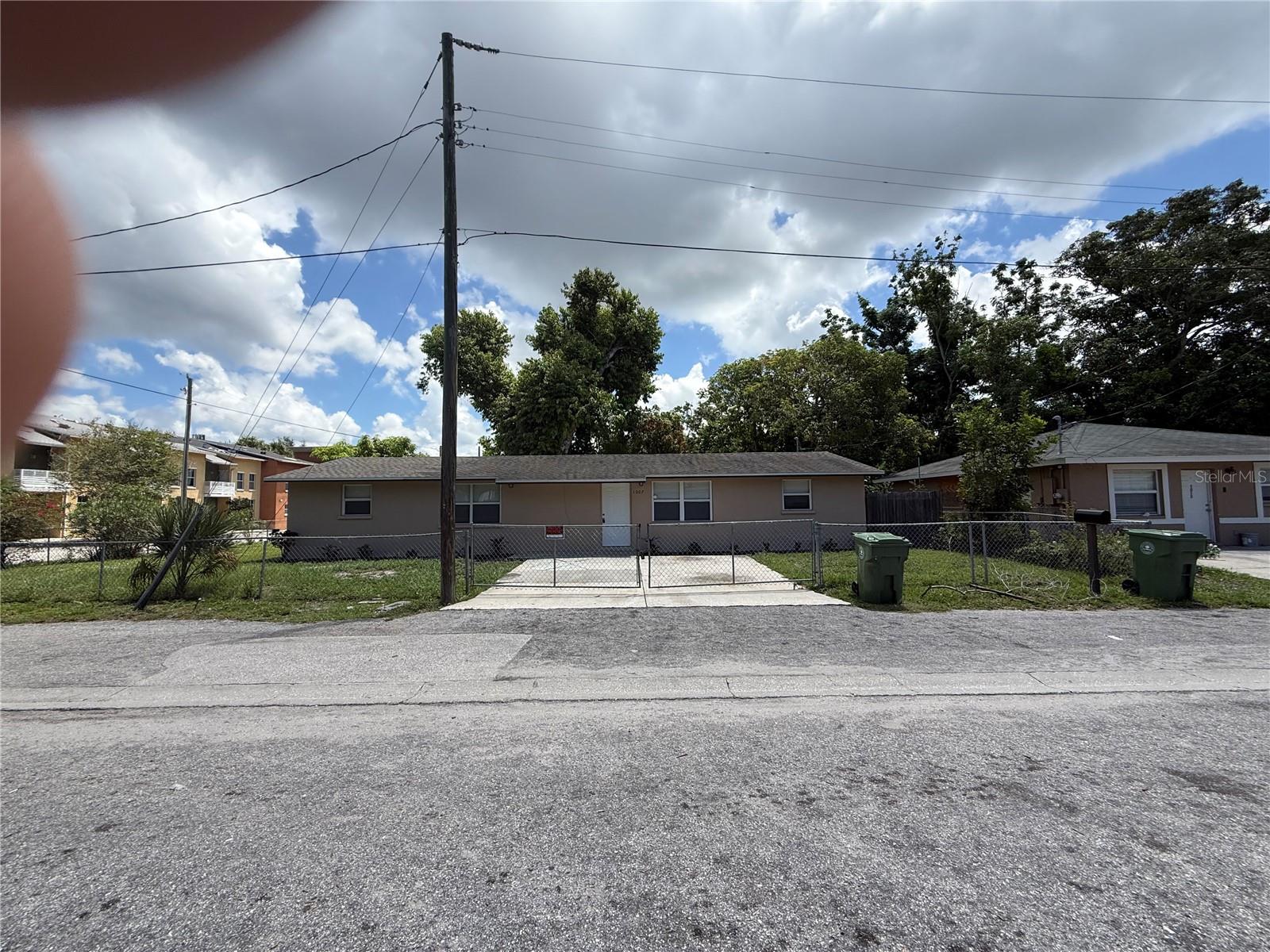 Image 2 of 13 For 1007 8th Street W