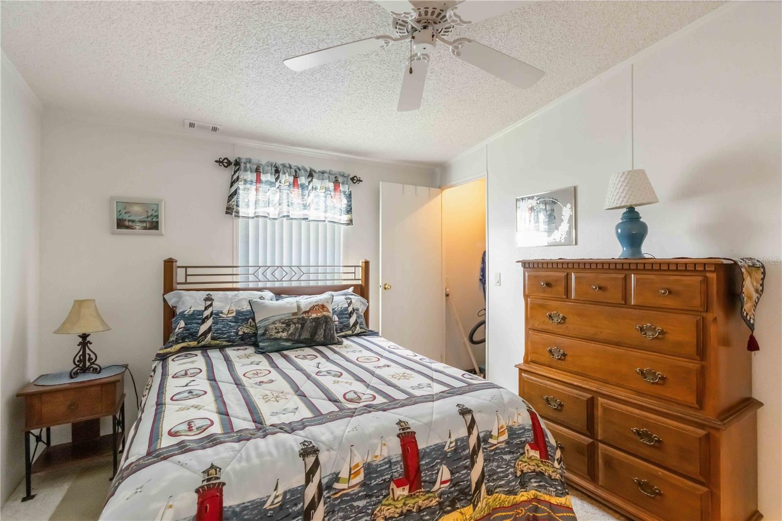 Image 14 of 29 For 5316 53rd Avenue E C20