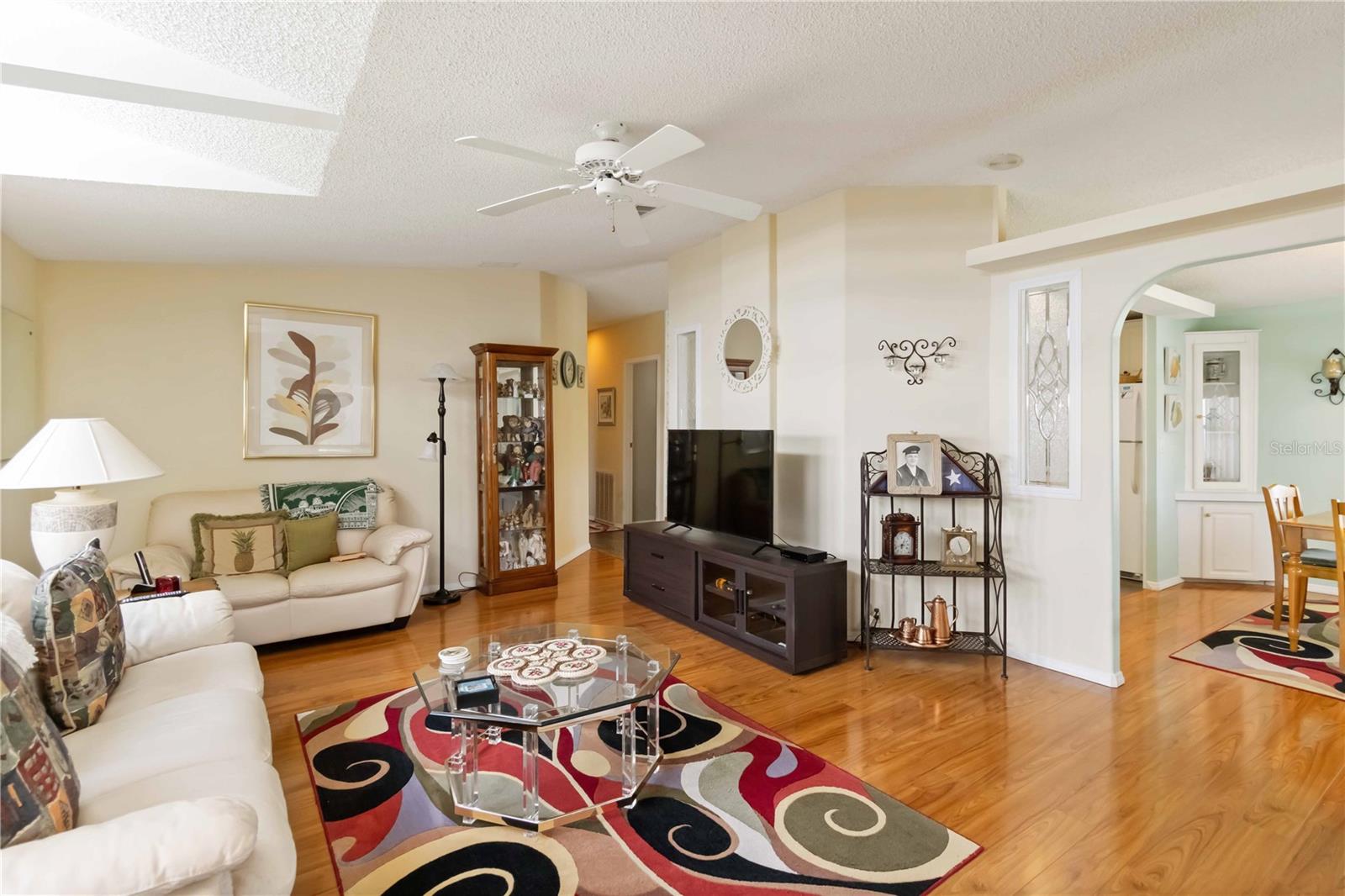 Image 8 of 29 For 5316 53rd Avenue E C20