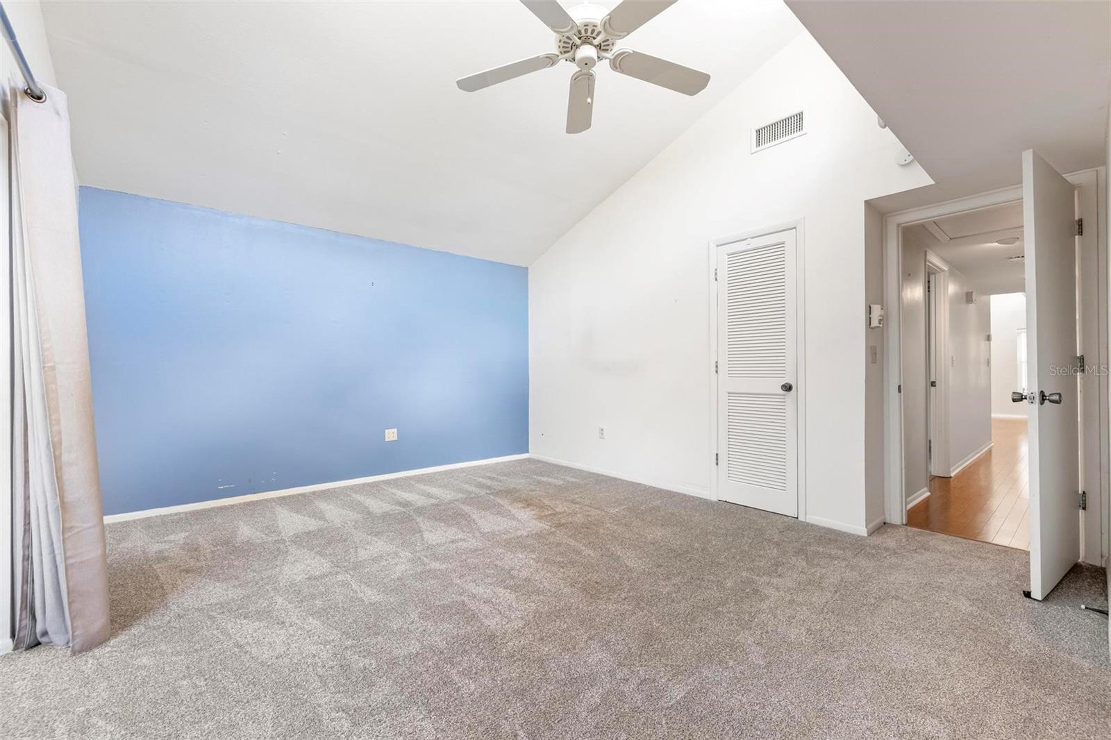 Image 16 of 25 For 2227 Circlewood Drive 52