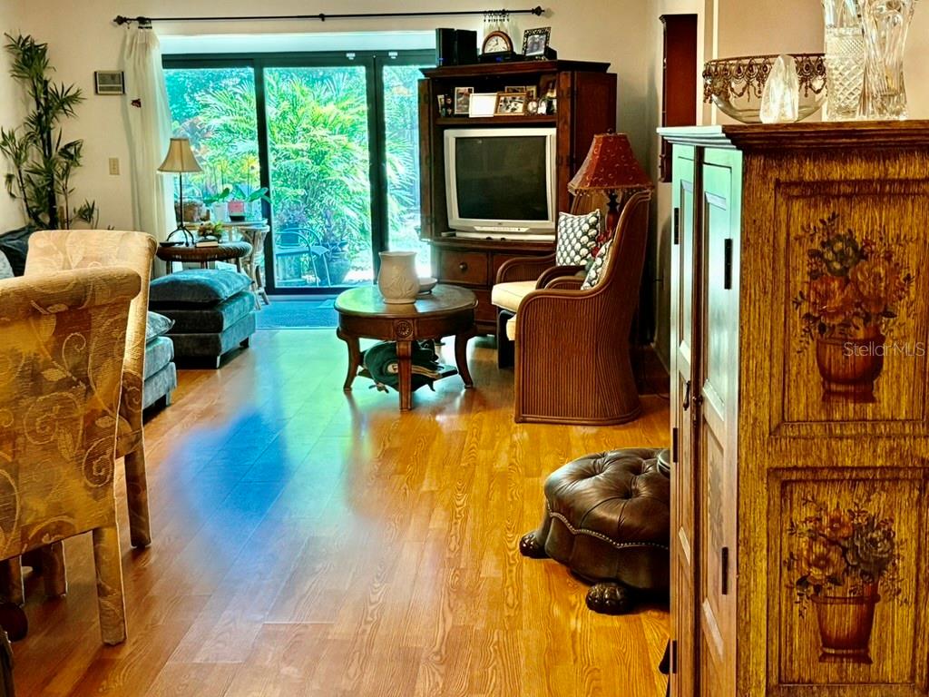 Image 8 of 47 For 4414 Spicewood Drive C