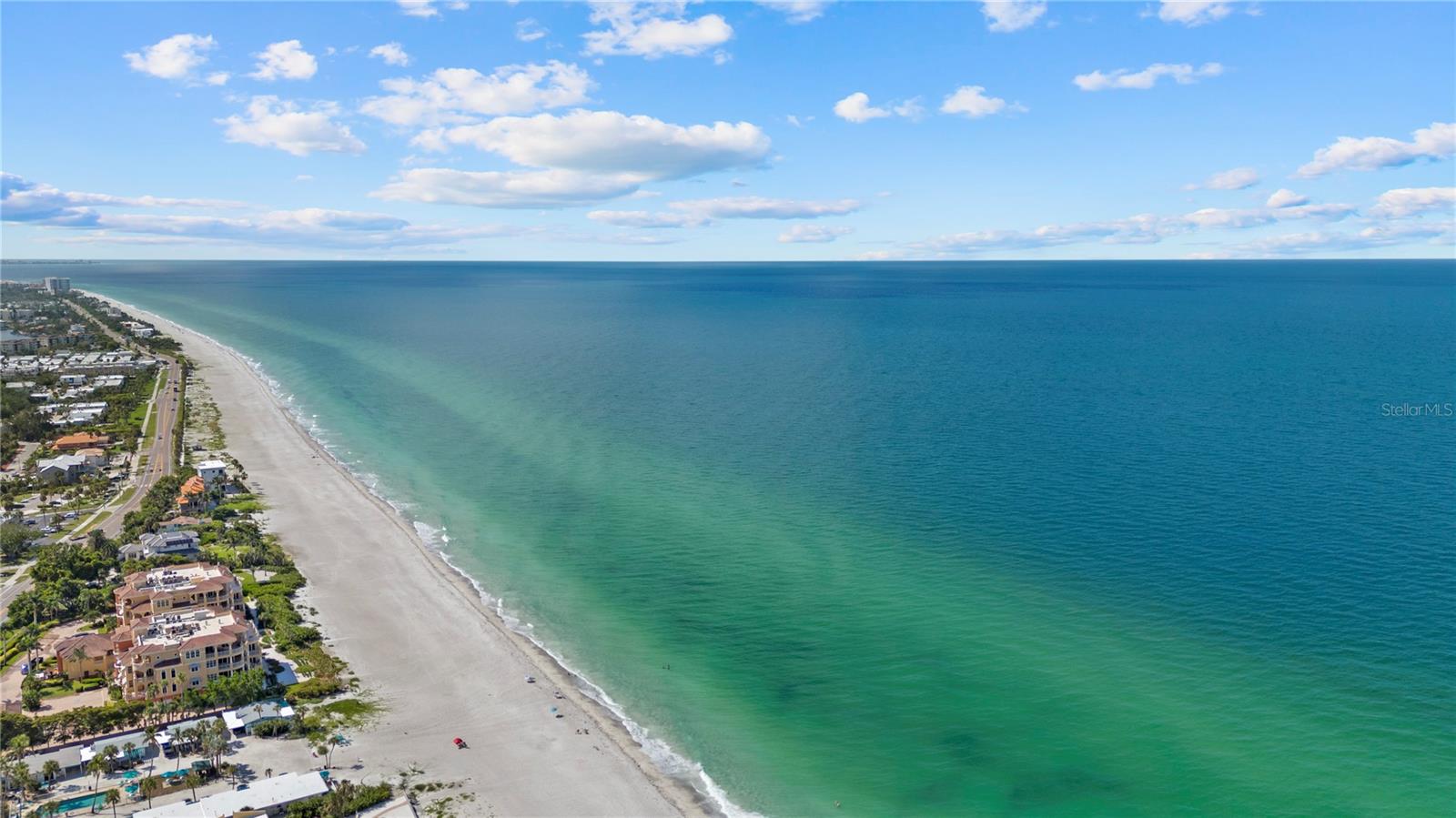 Image 10 of 41 For 4241 Gulf Of Mexico Drive 202