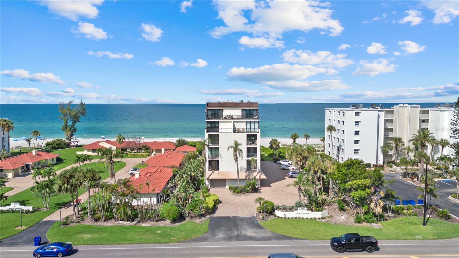 Image 9 of 41 For 4241 Gulf Of Mexico Drive 202