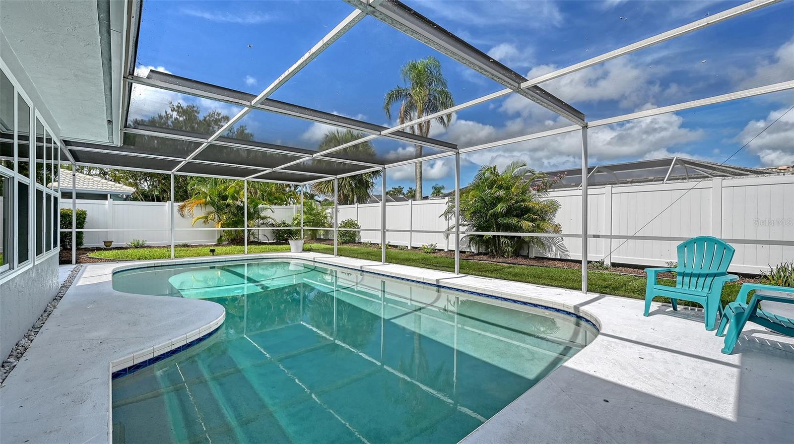 Image 29 of 33 For 2852 Captiva Drive