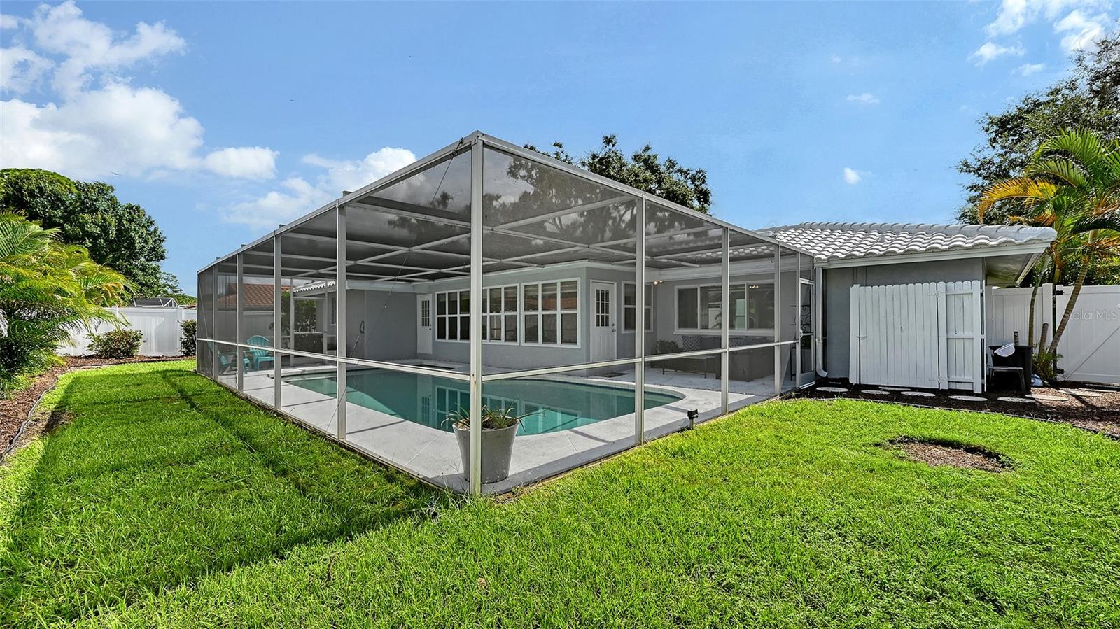 Image 32 of 33 For 2852 Captiva Drive