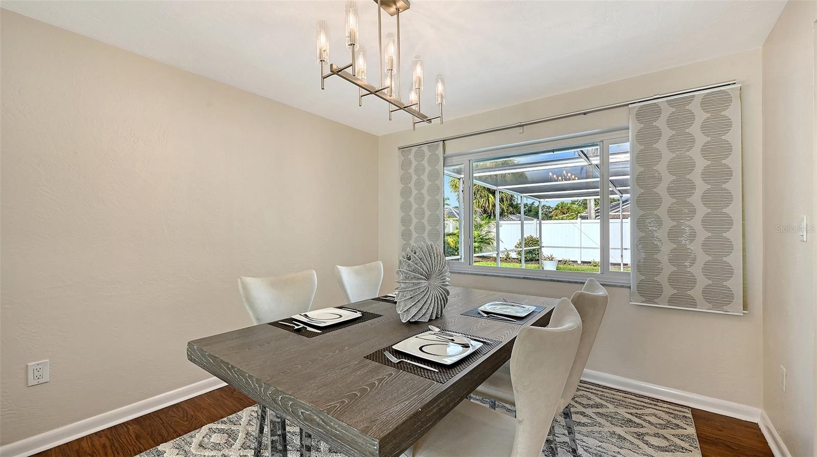 Image 7 of 33 For 2852 Captiva Drive