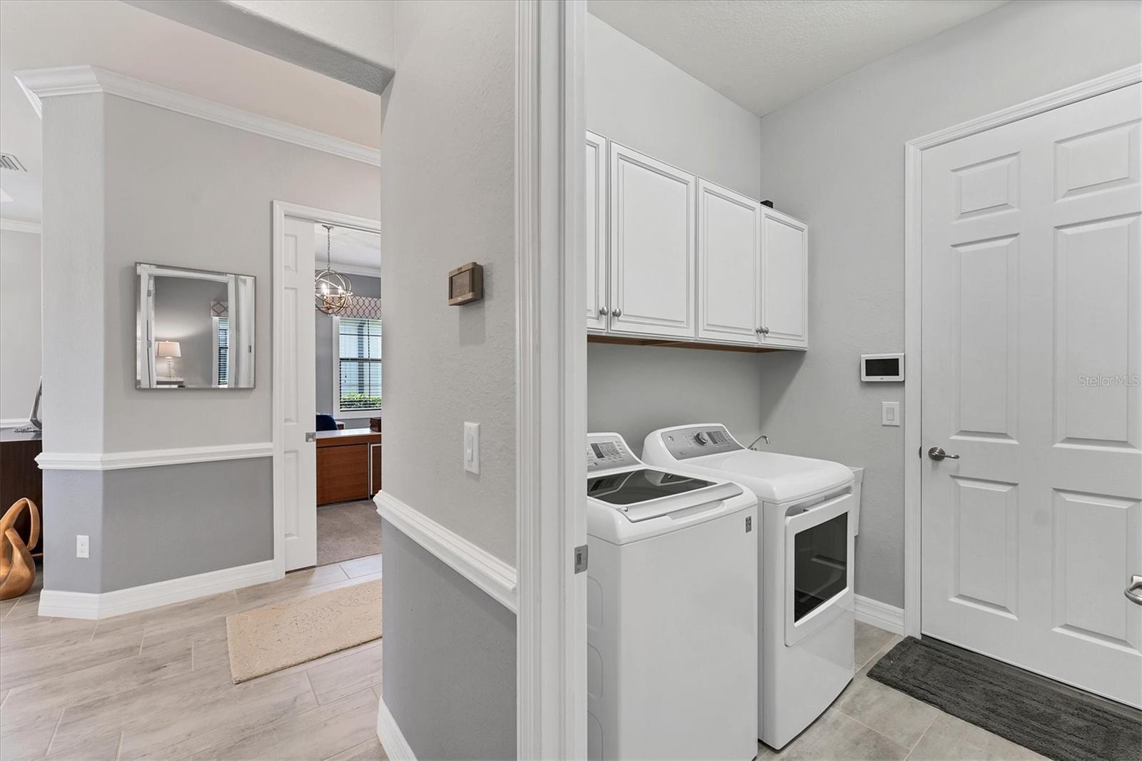 Image 30 of 83 For 16508 Hillside Circle